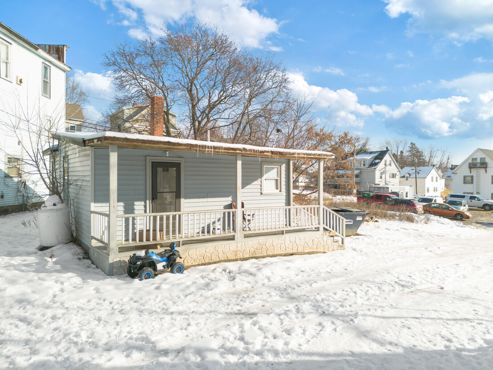 main property photo 5