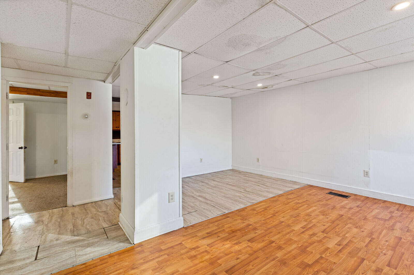 main property photo 59
