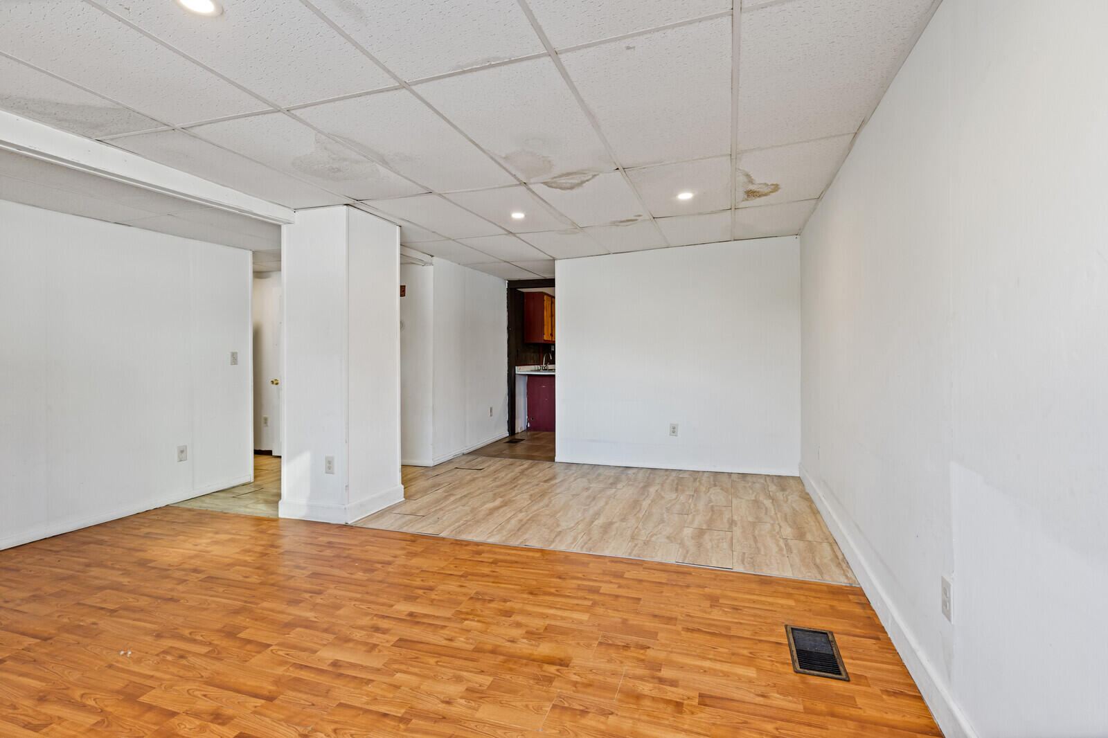 main property photo 60