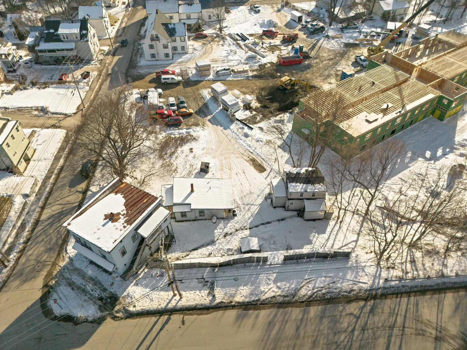 main property photo 73