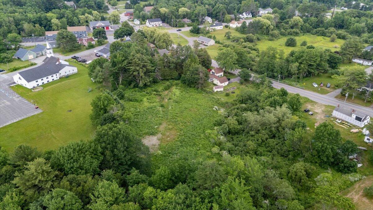main property photo 46