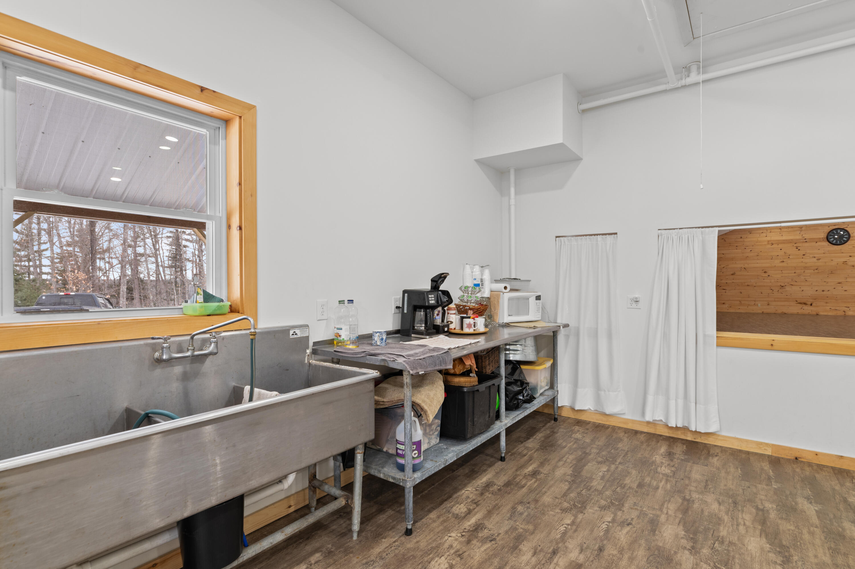 main property photo 40