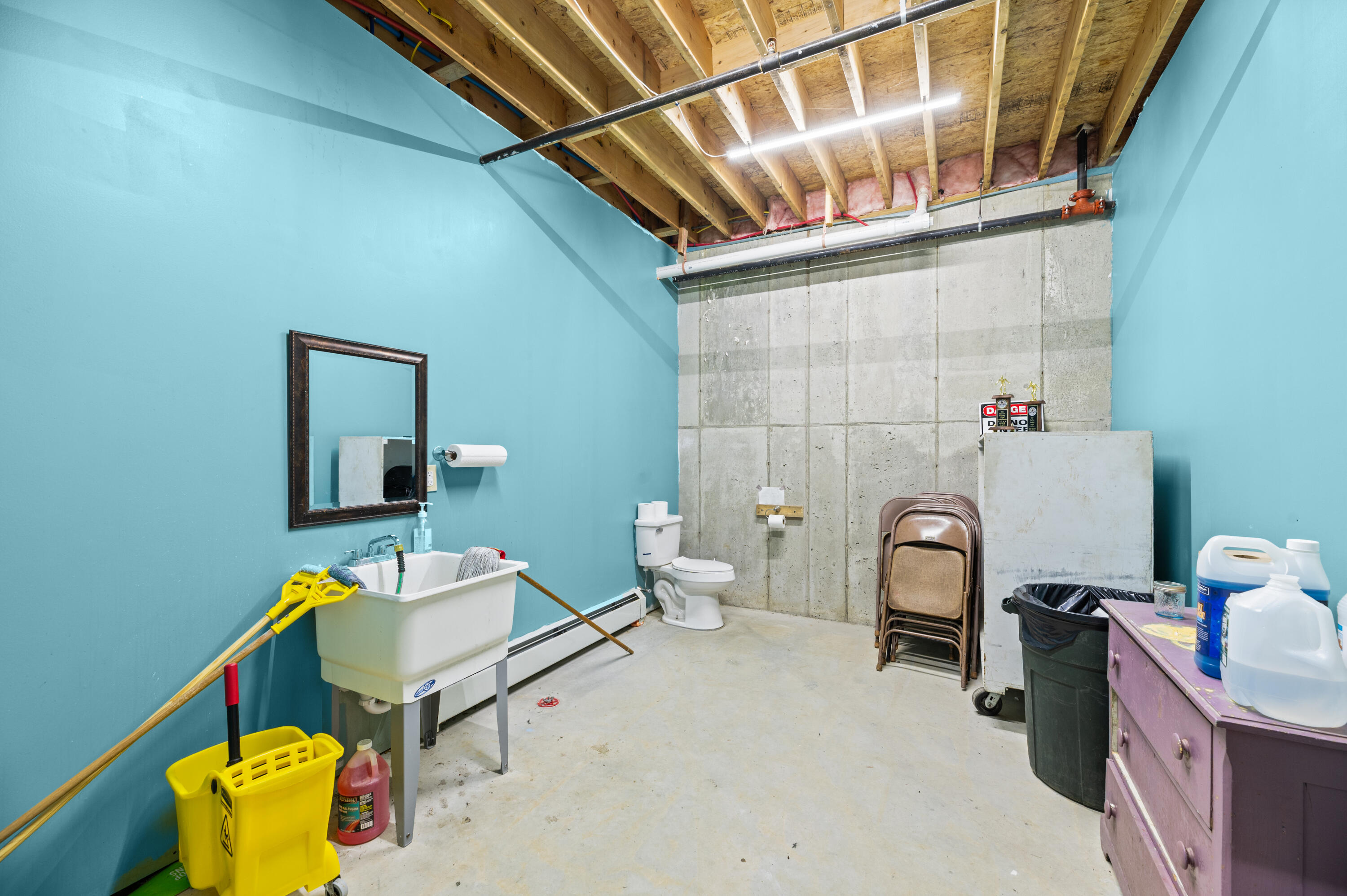 main property photo 50