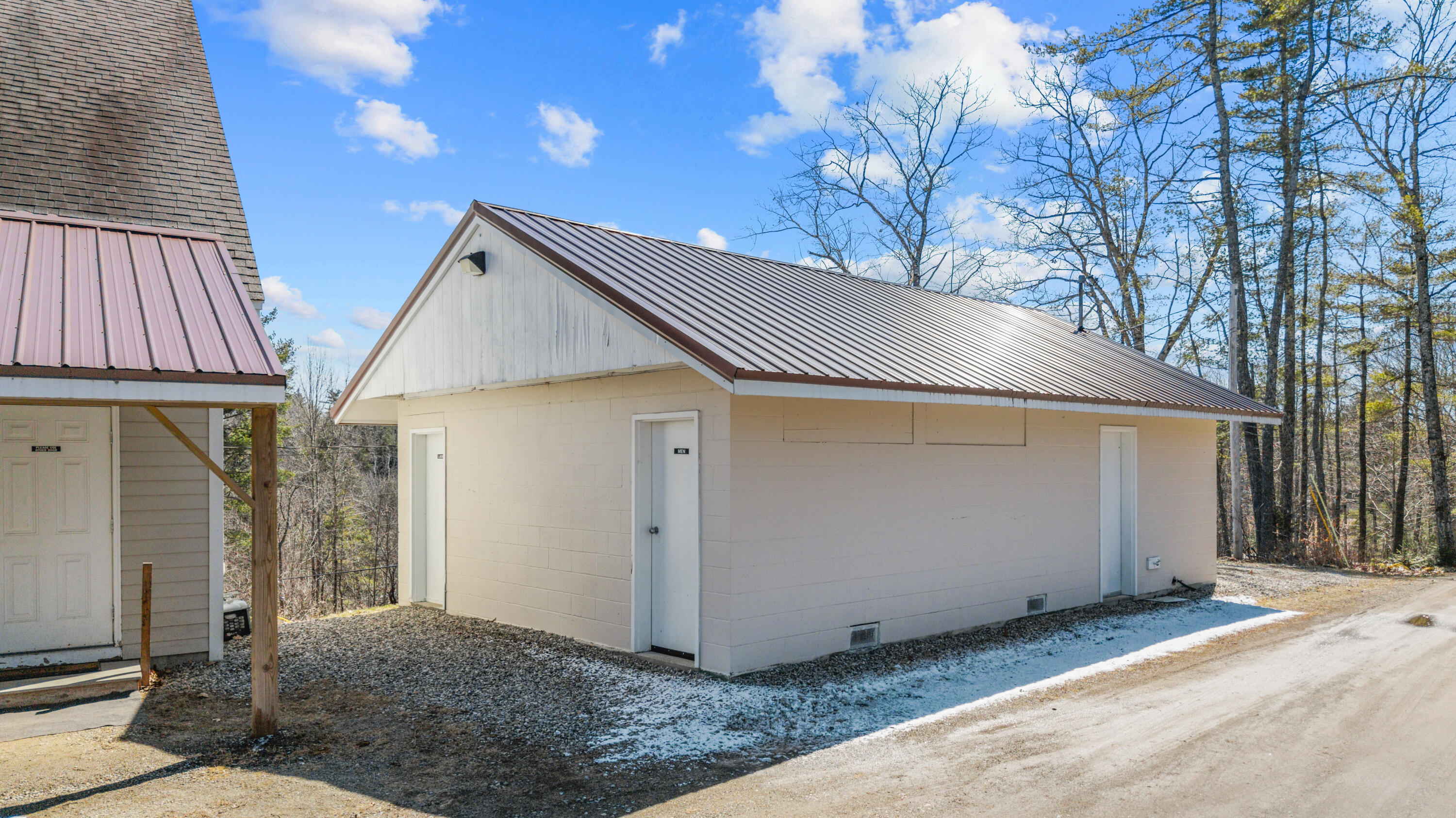 main property photo 54