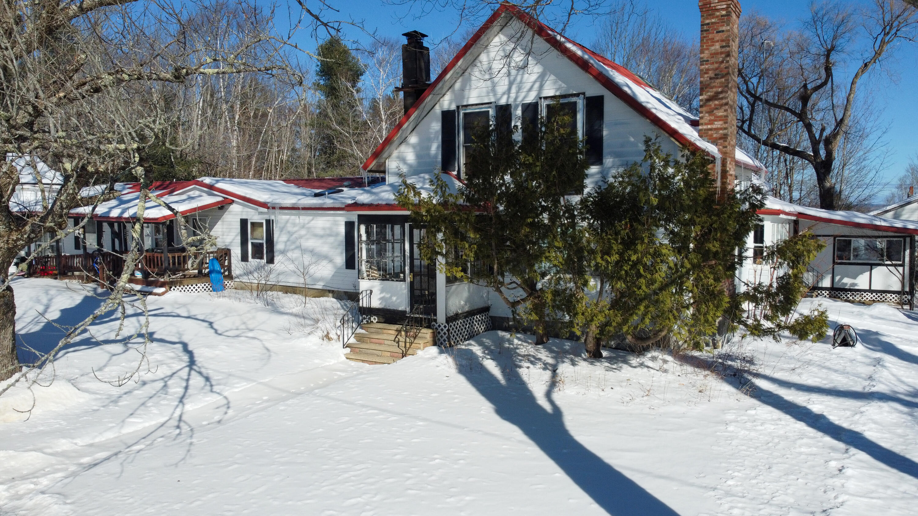 main property photo 3