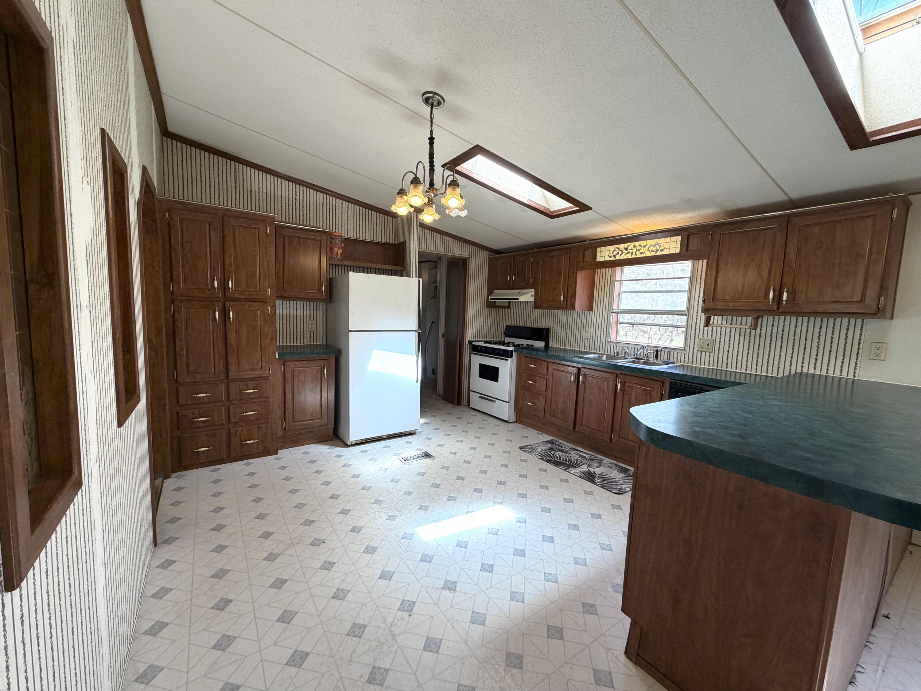main property photo 58