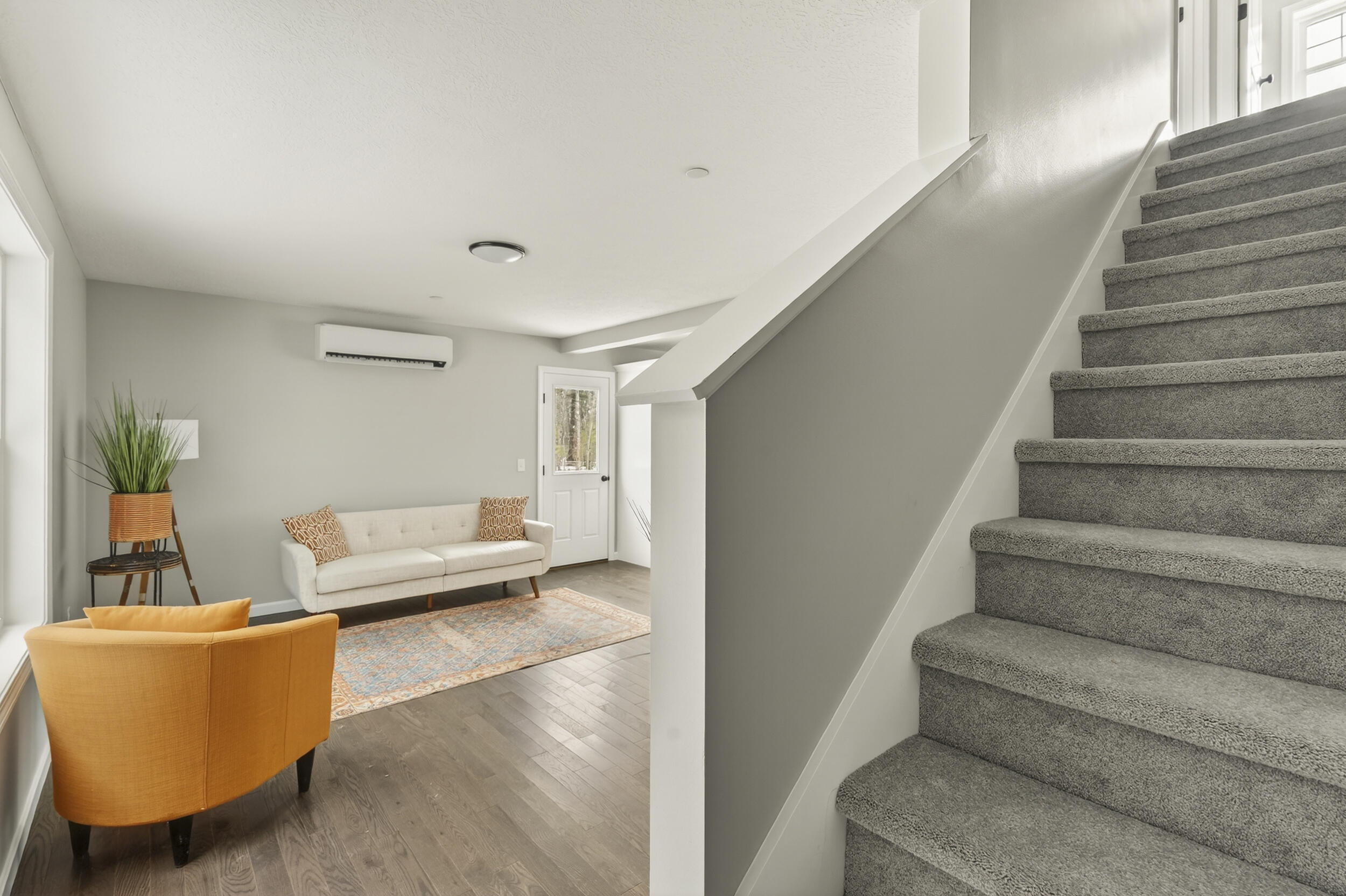 property viewer photo 20
