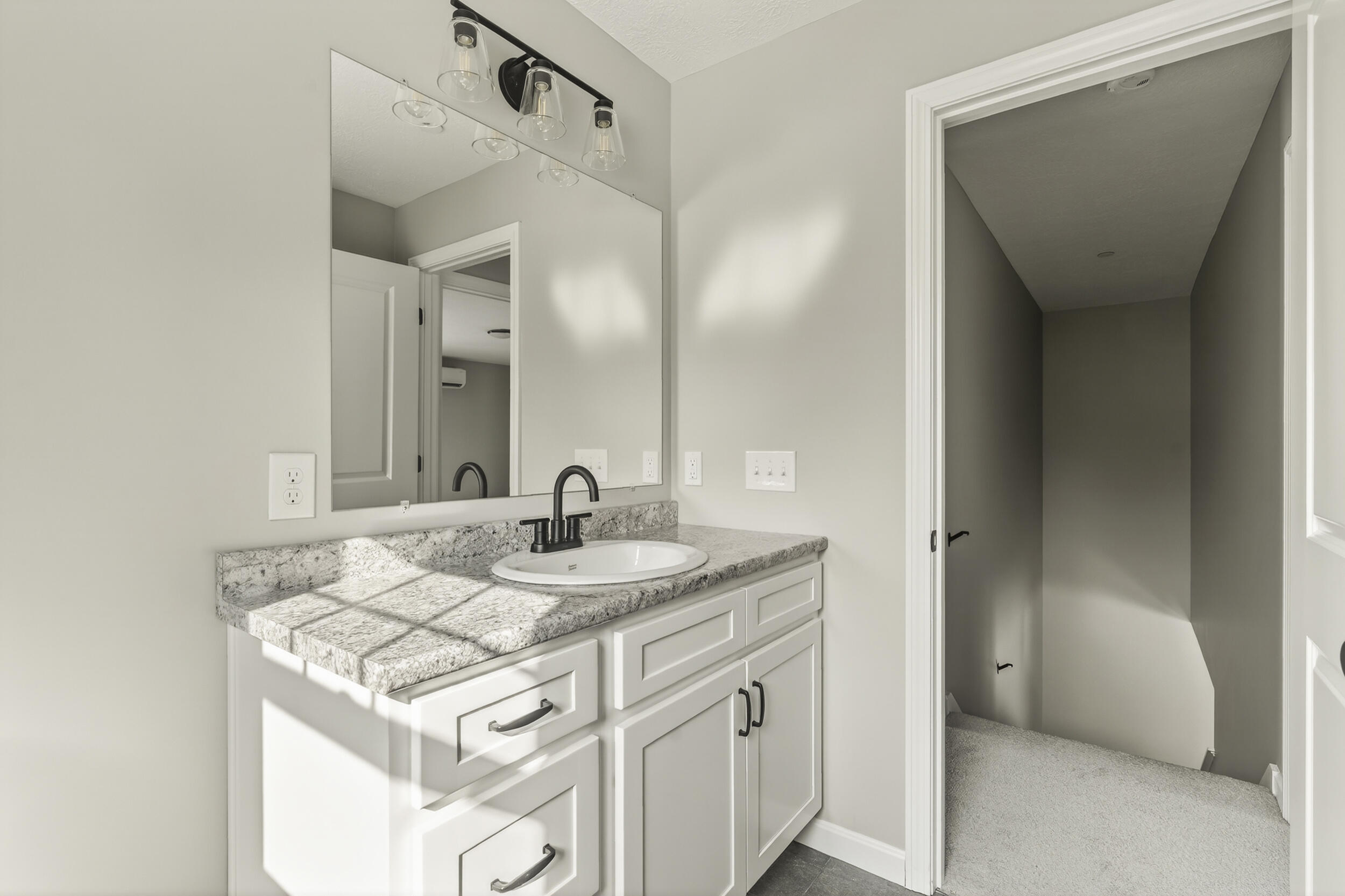 property viewer photo 22