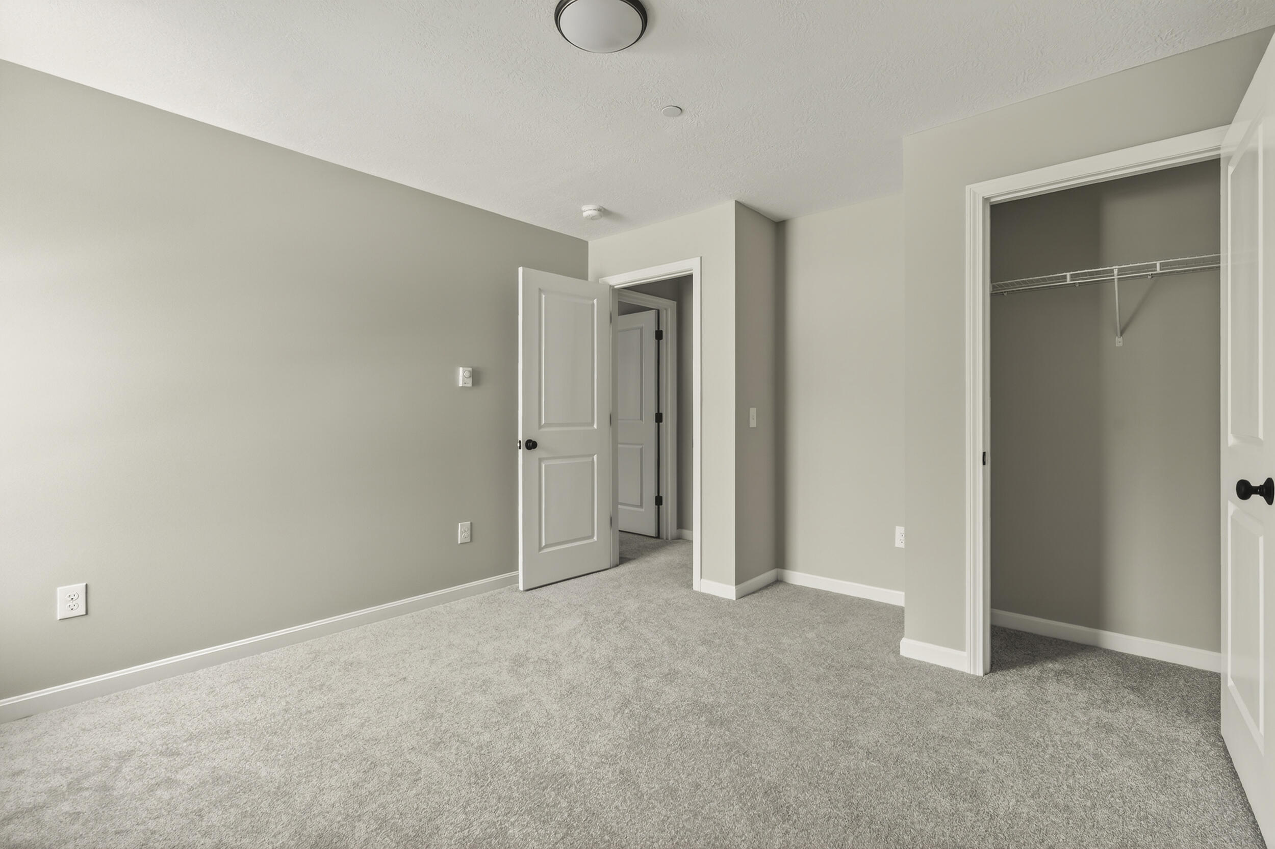 property viewer photo 37
