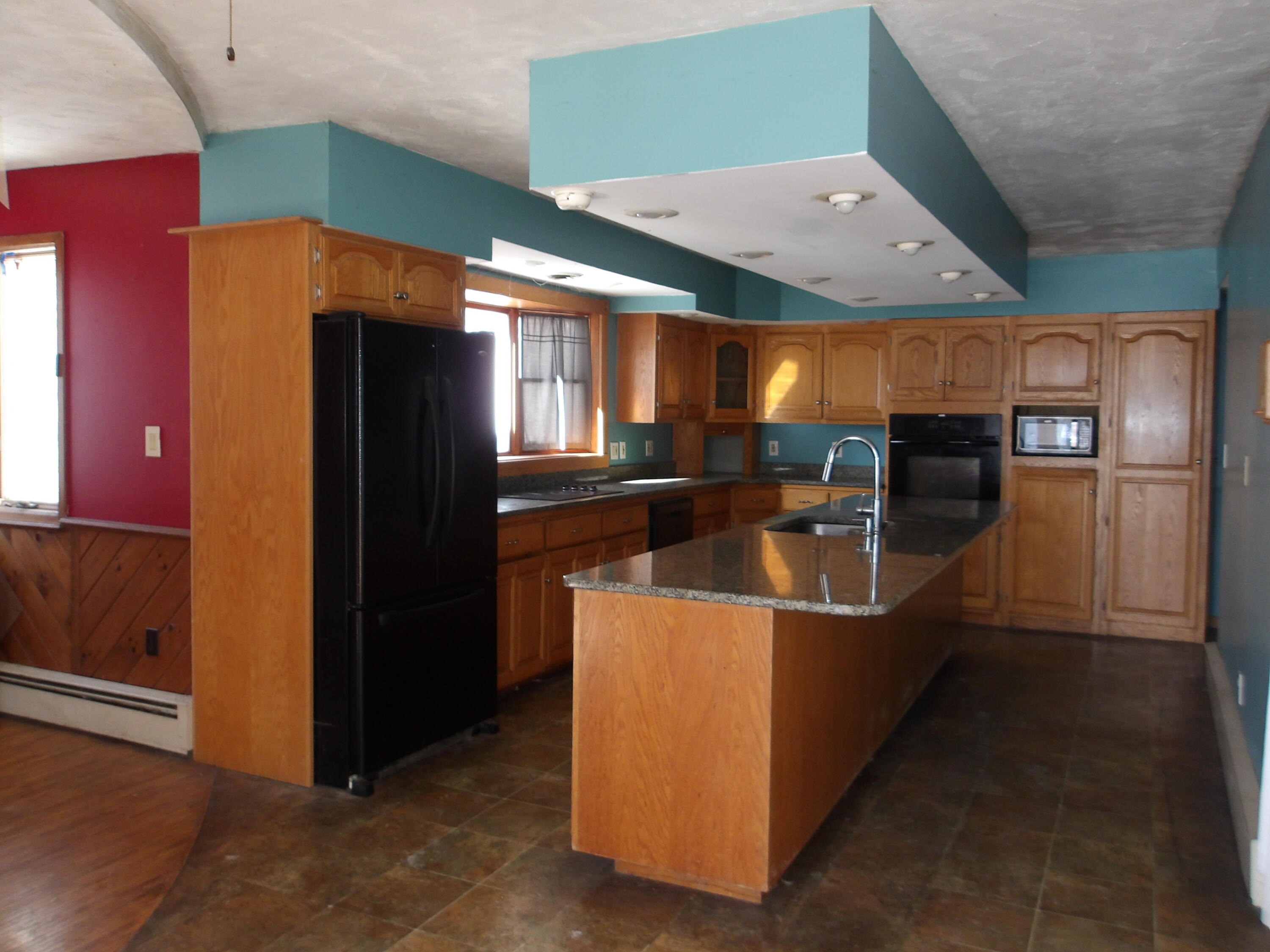 main property photo 9