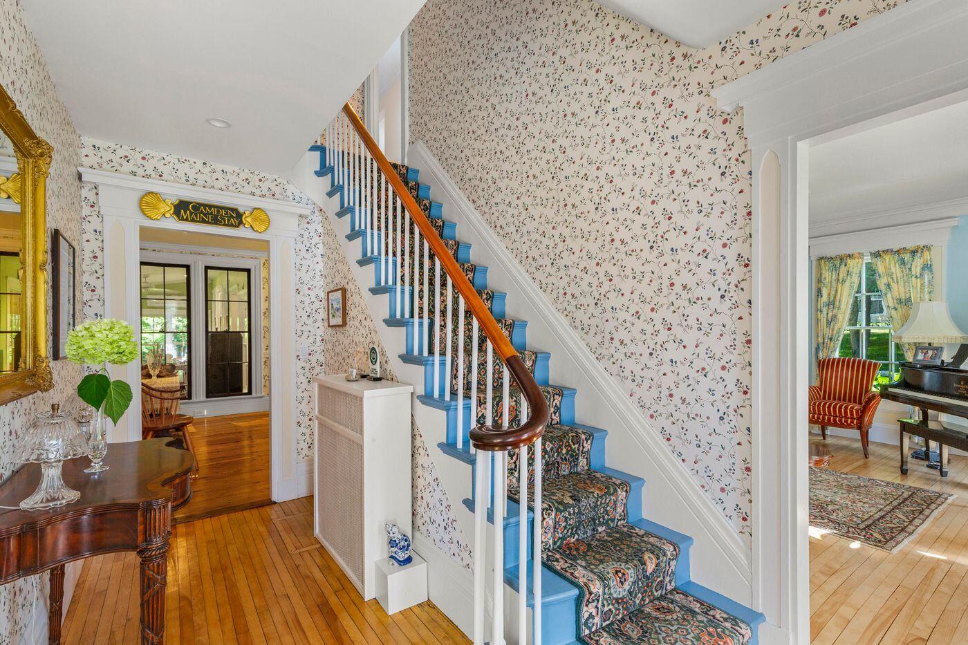 main property photo 17