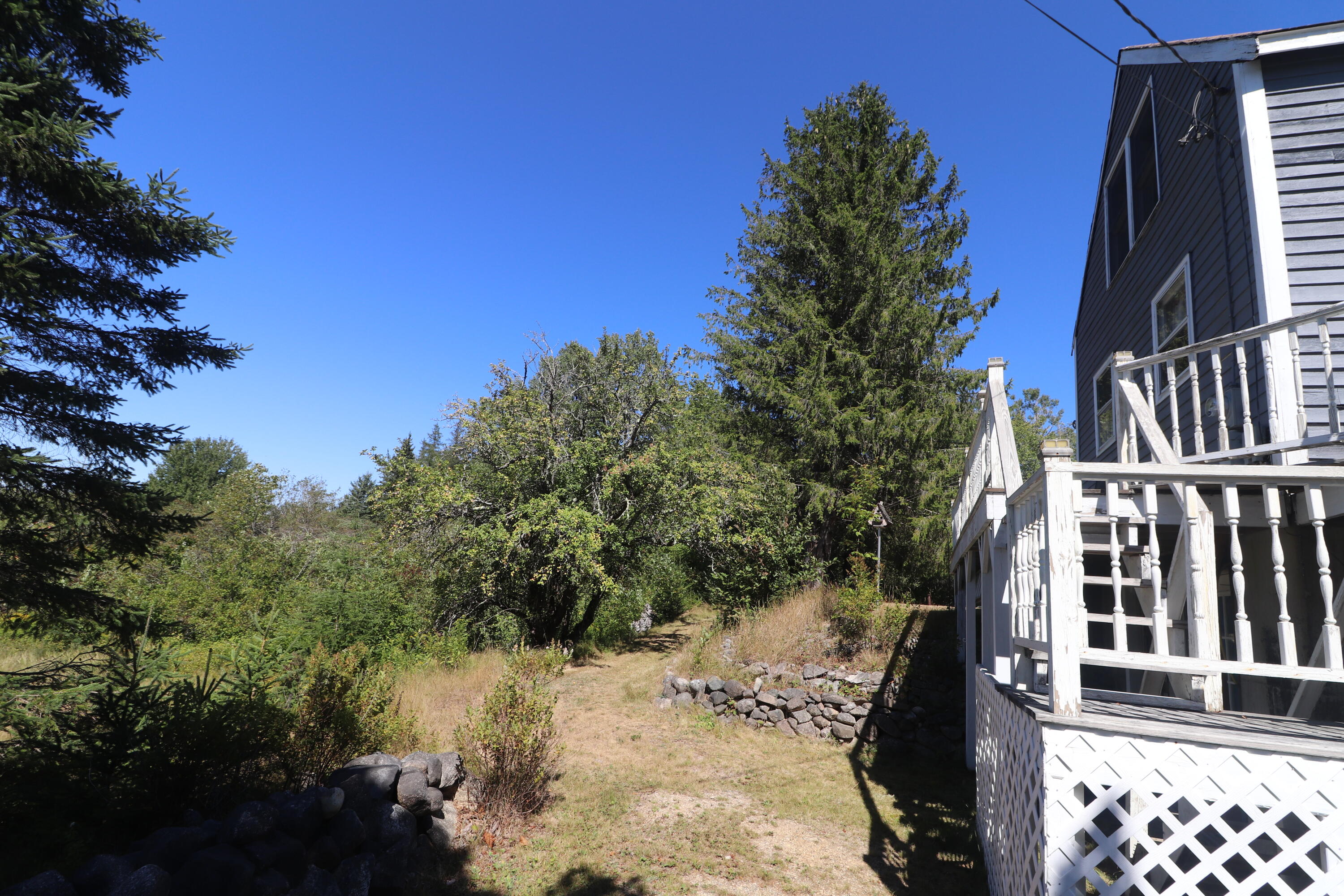 main property photo 33