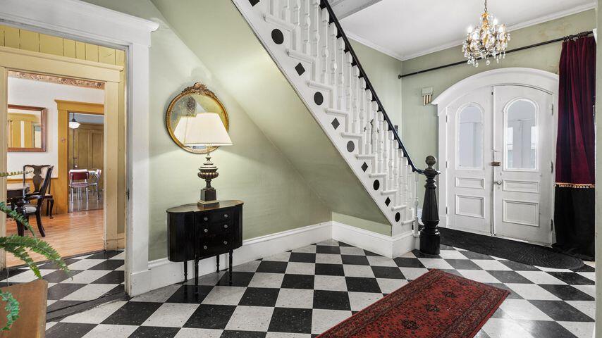 main property photo 14