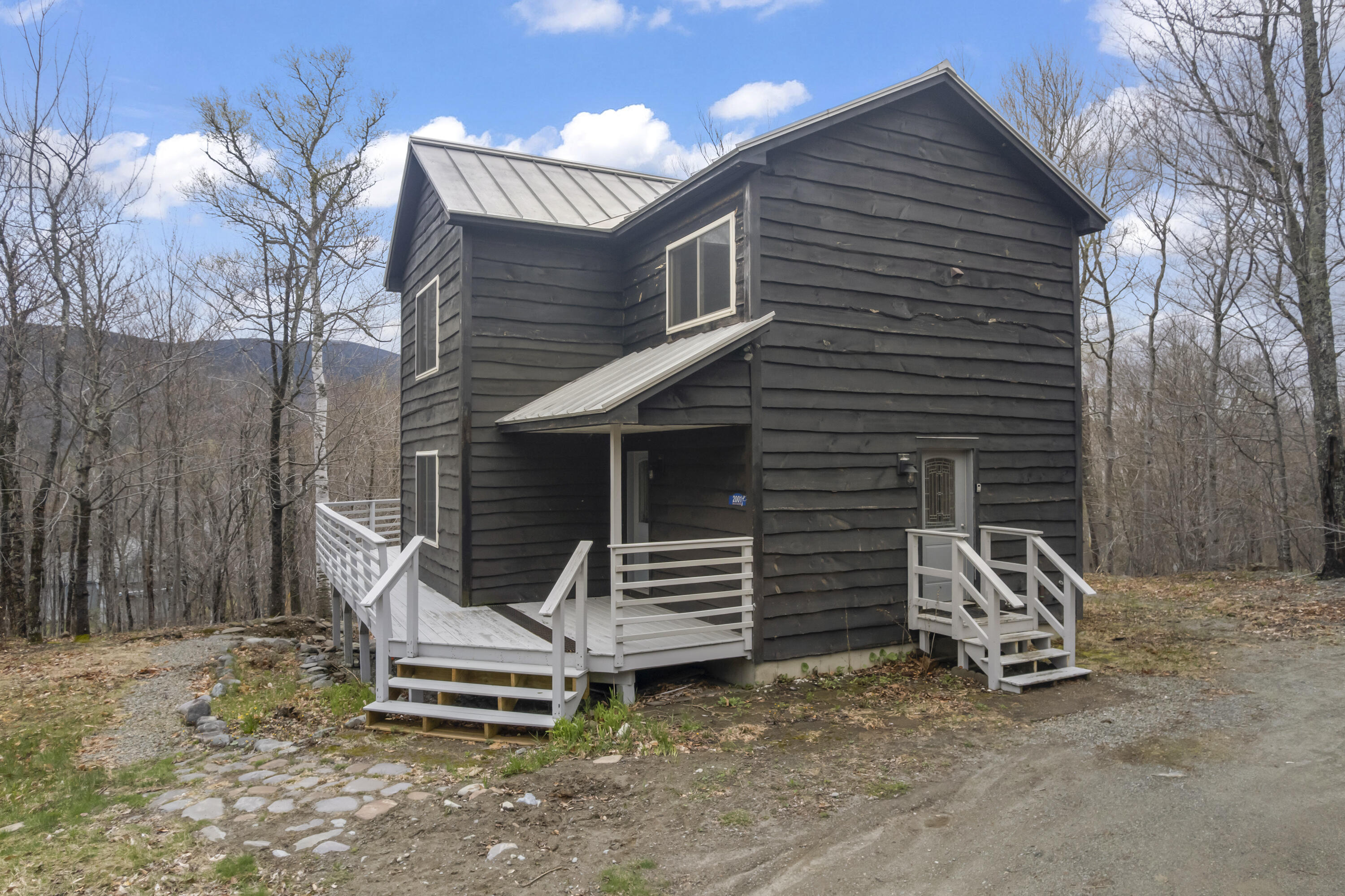 main property photo 49