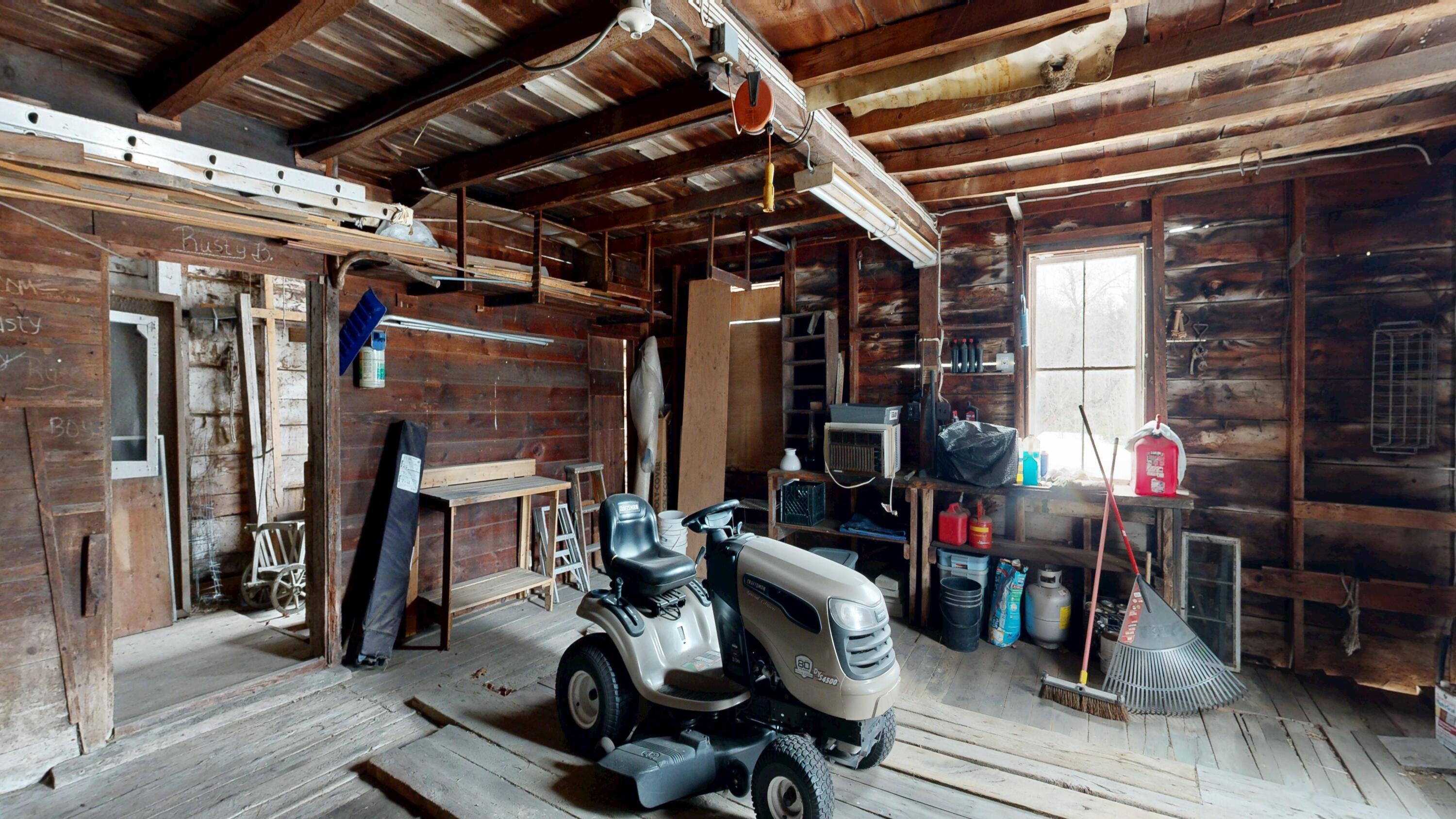 main property photo 42