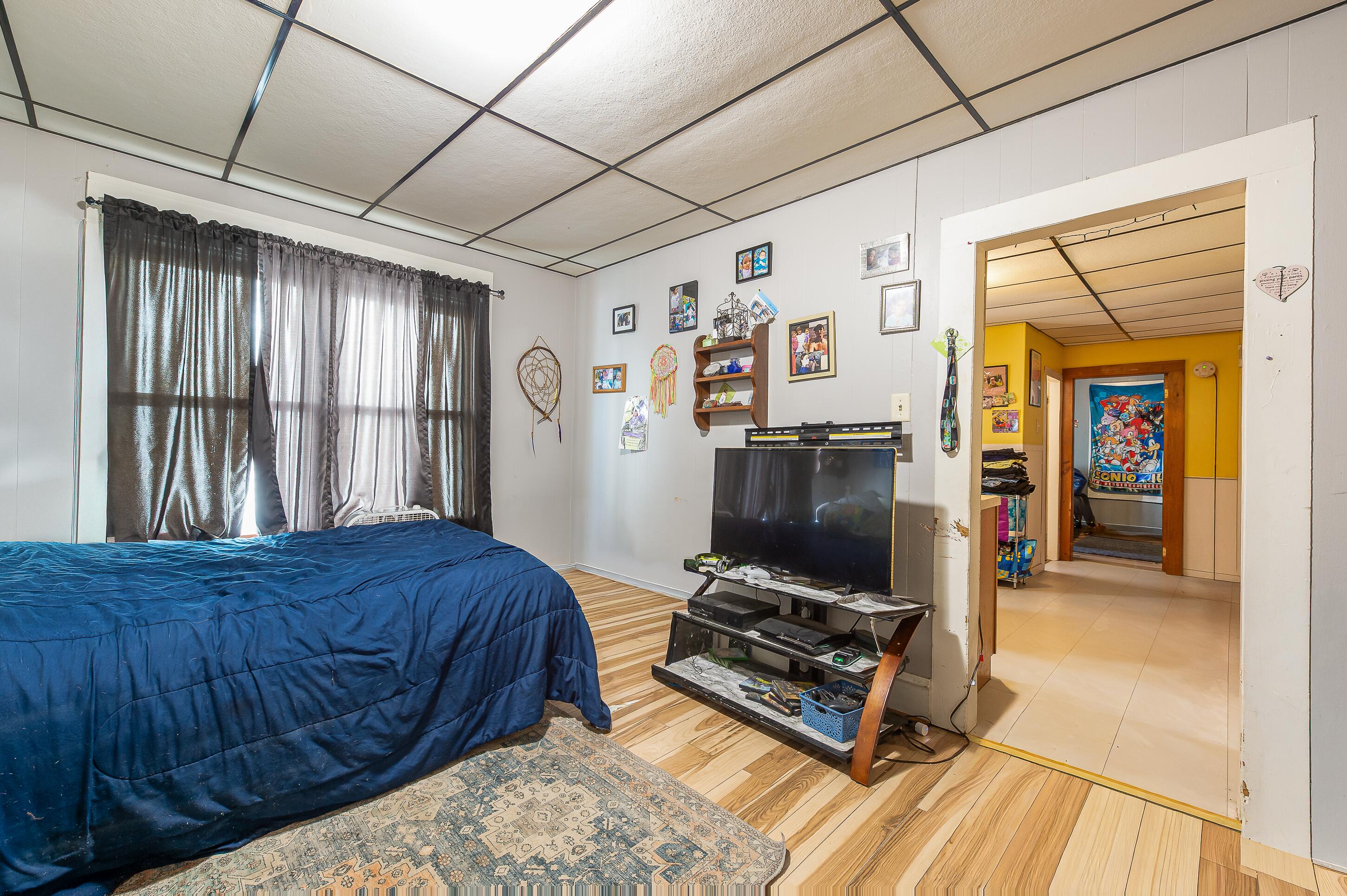 main property photo 5
