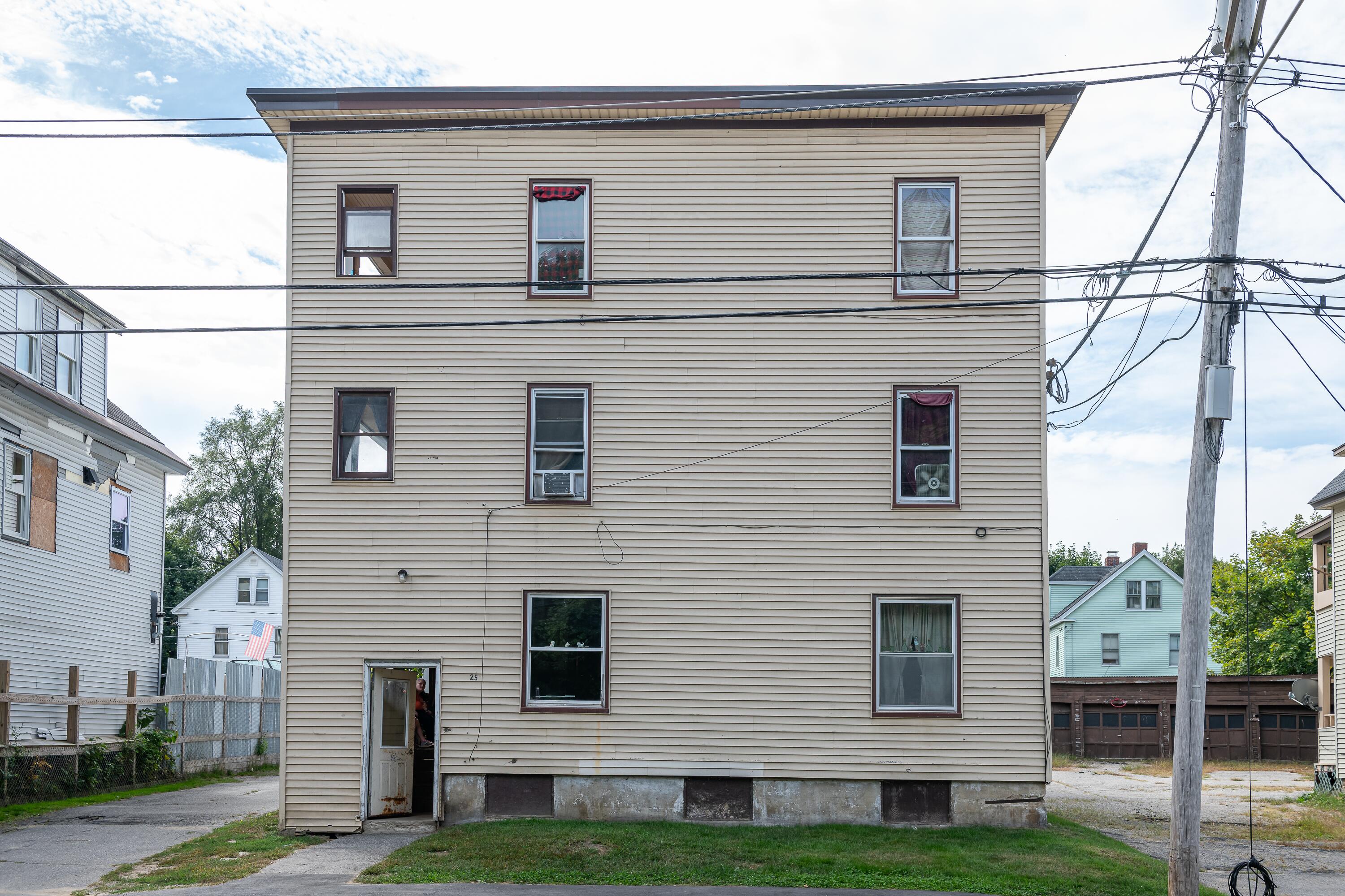 main property photo 47