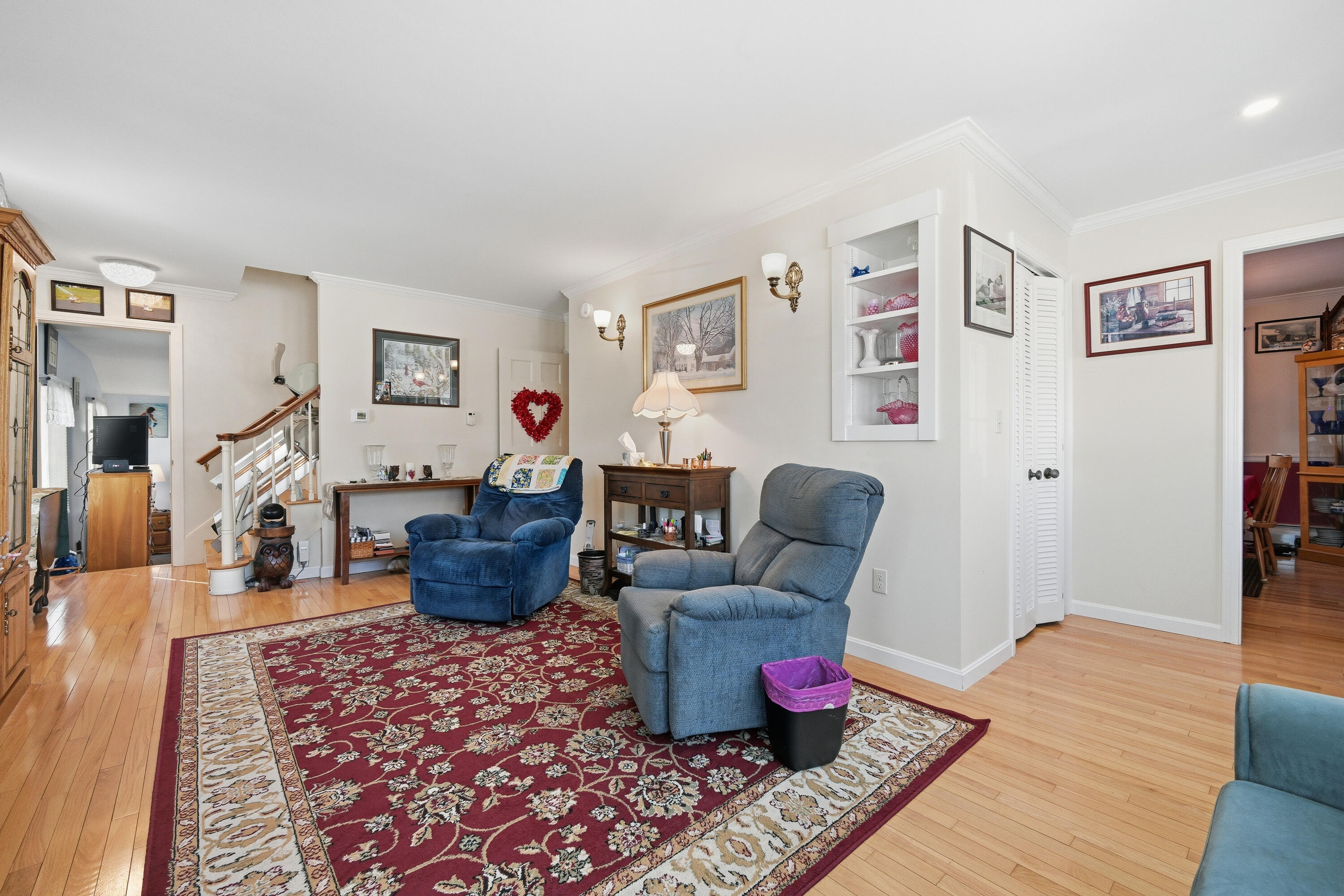 main property photo 33