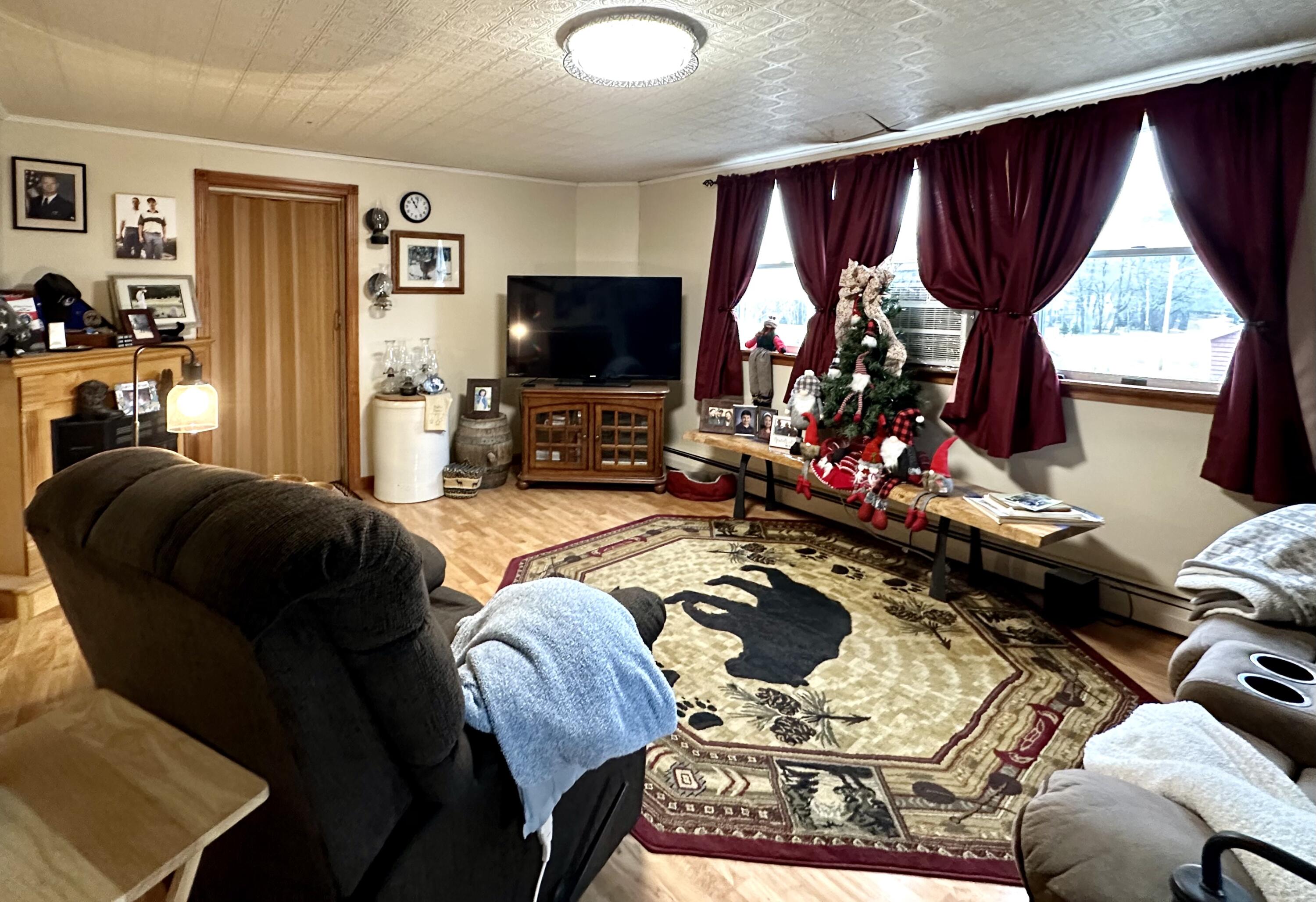 main property photo 46