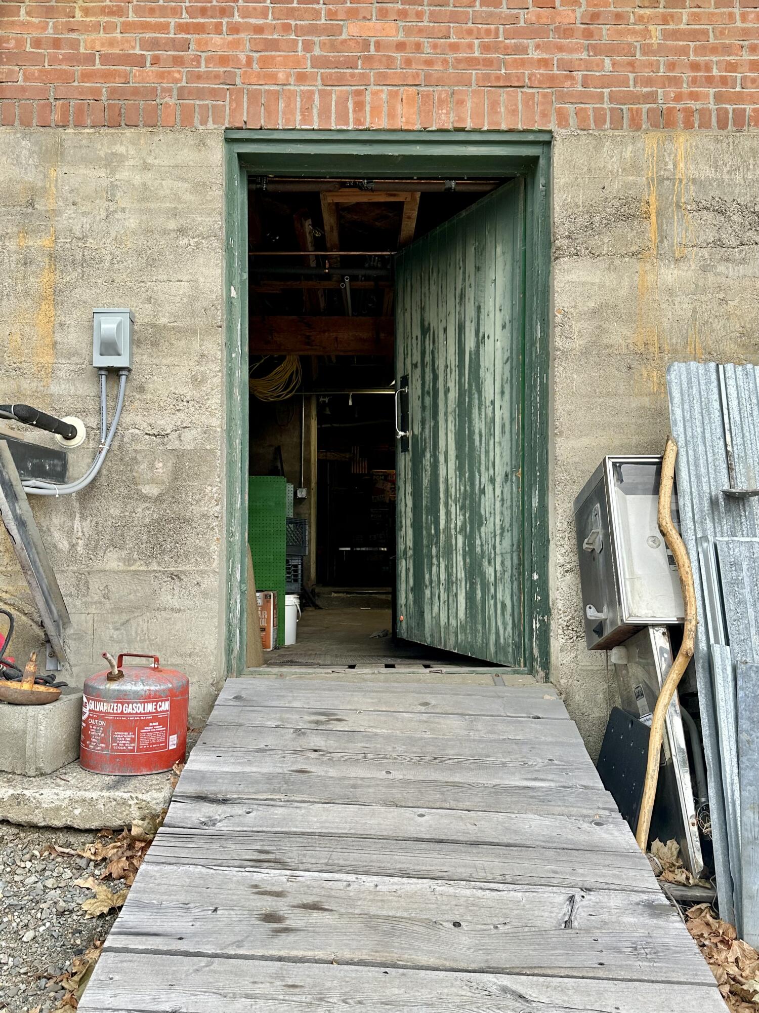 main property photo 67