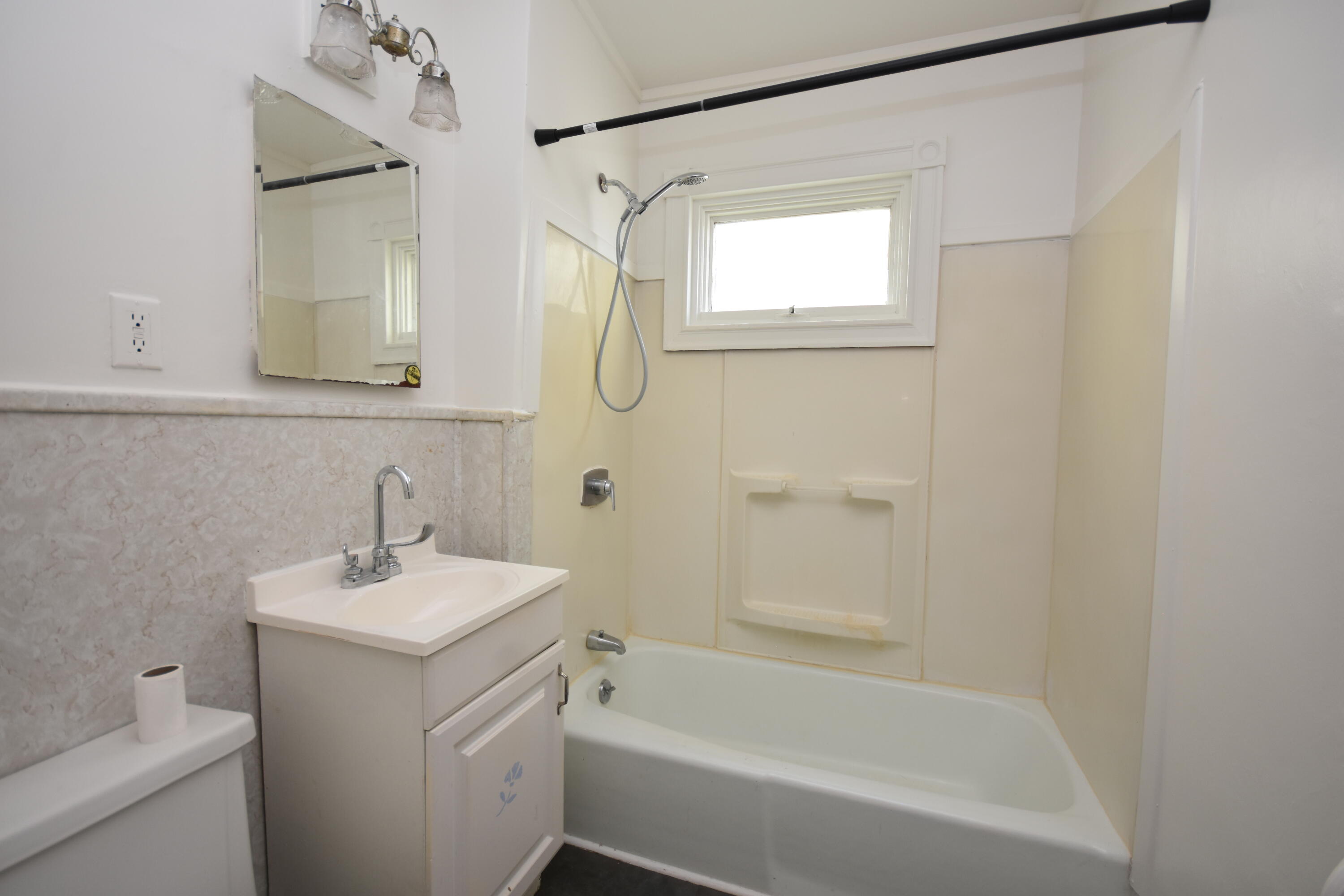 property viewer photo 11