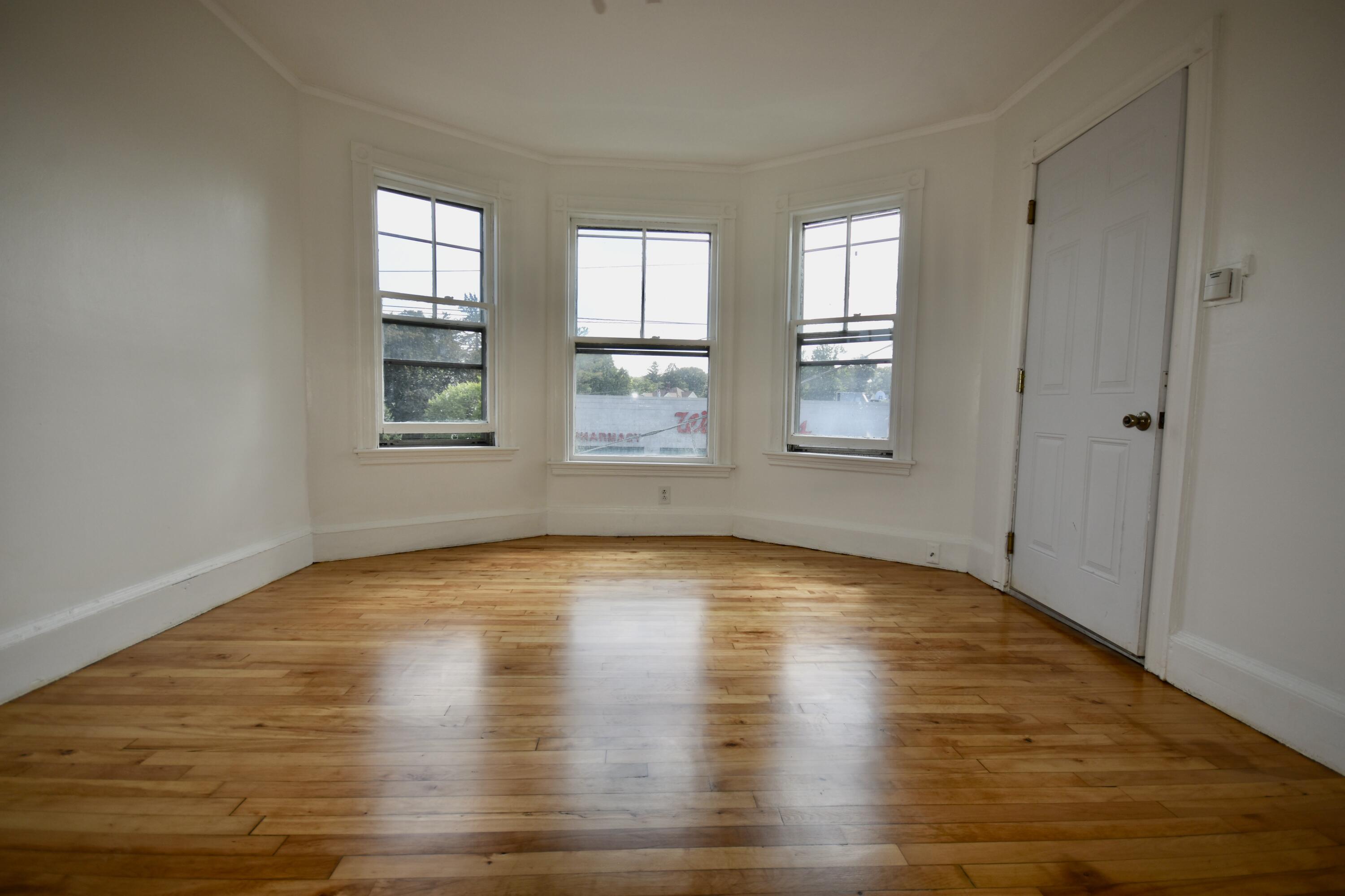 property viewer photo 26