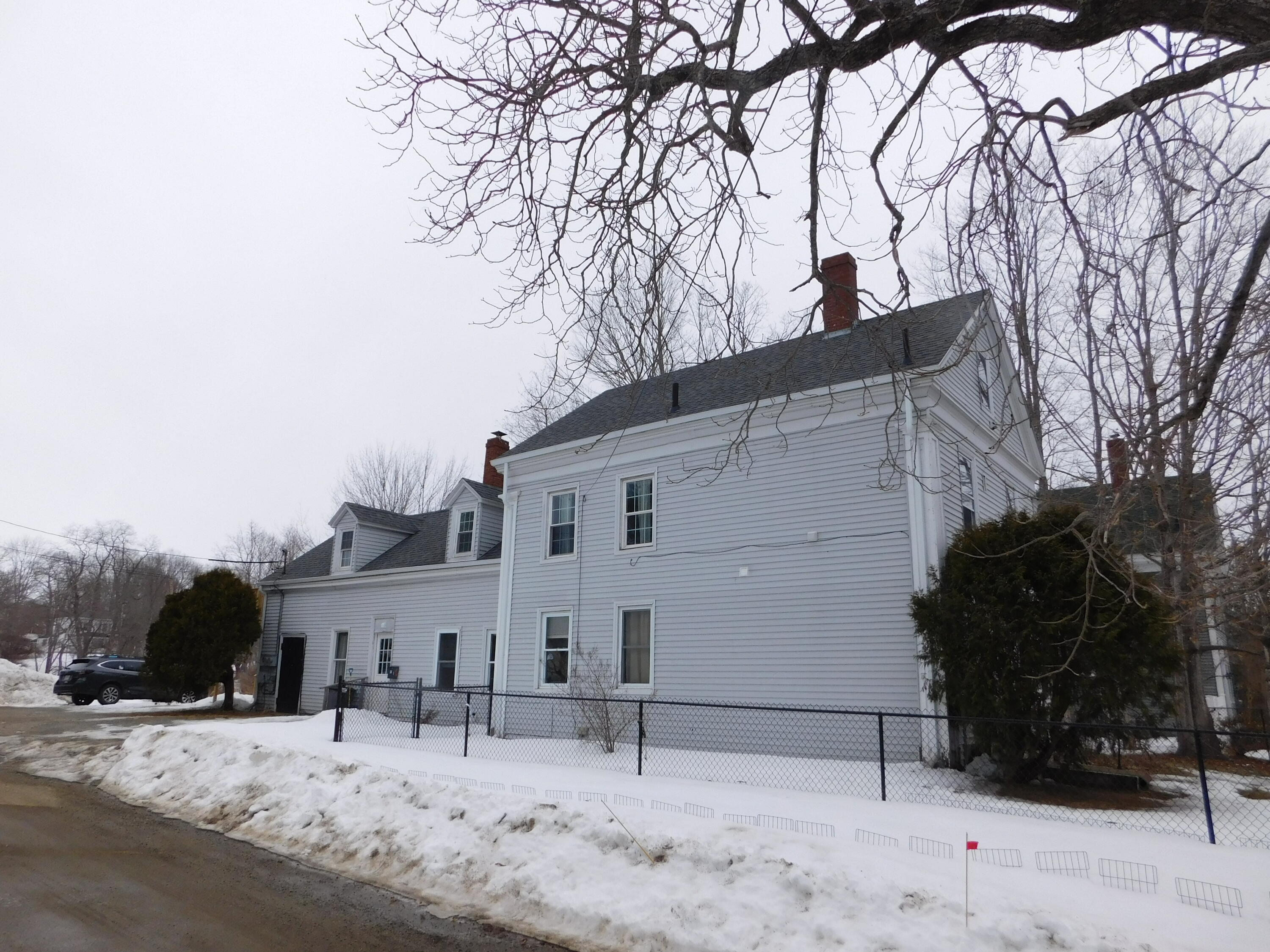 property viewer photo 3