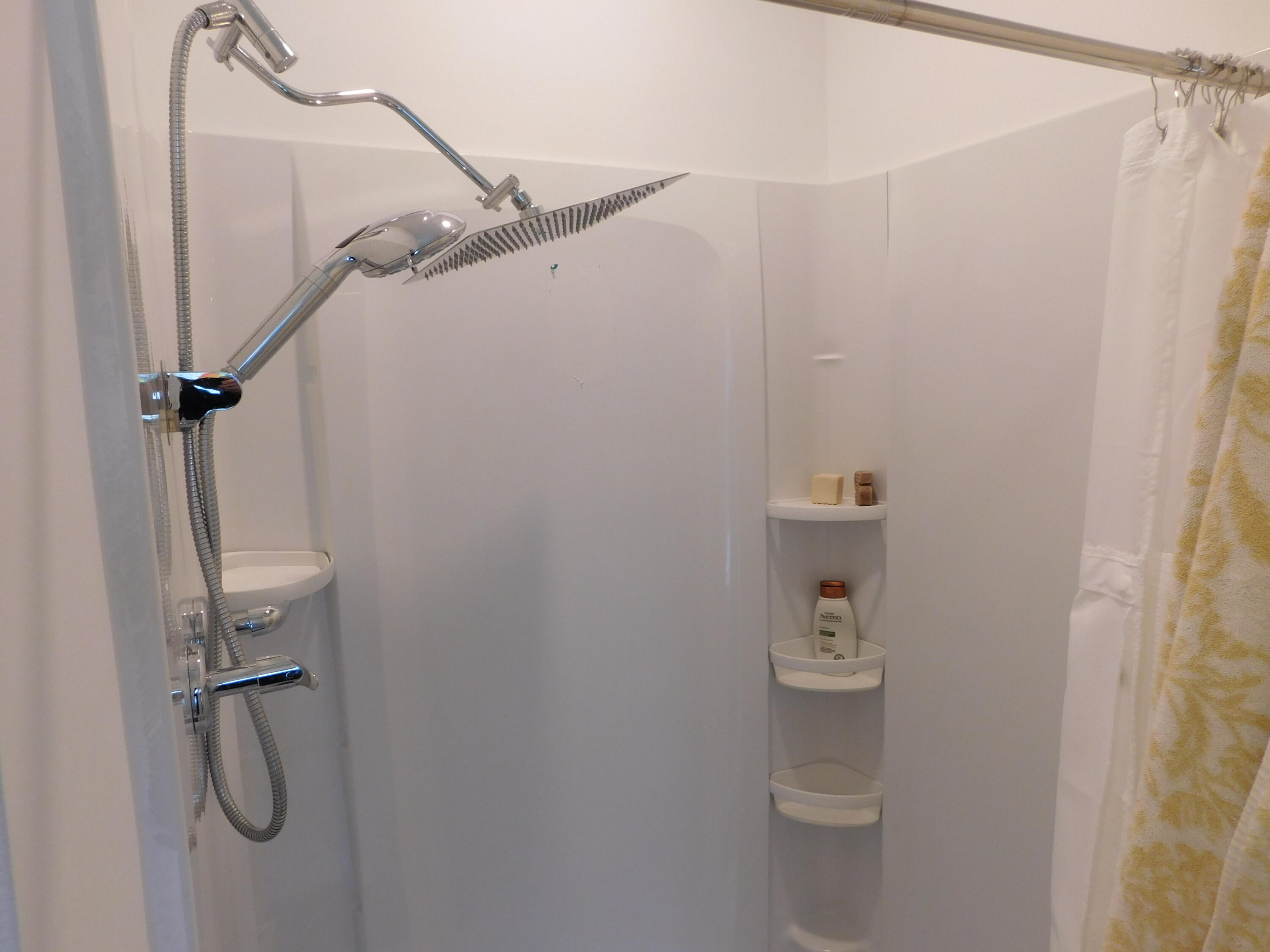 property viewer photo 33