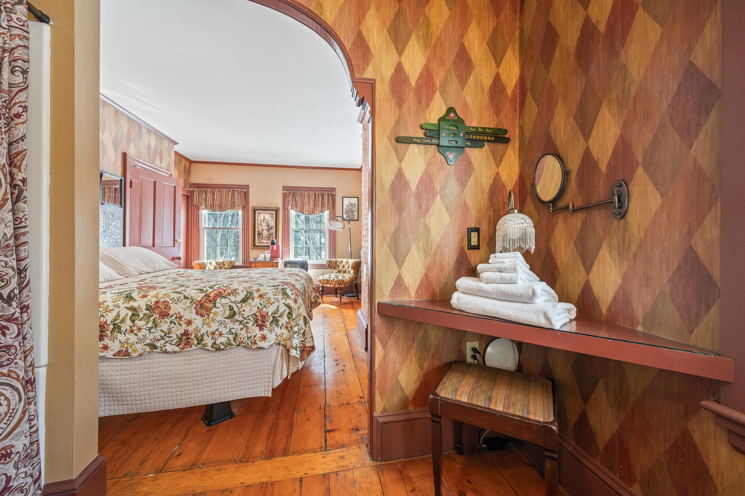 main property photo 45