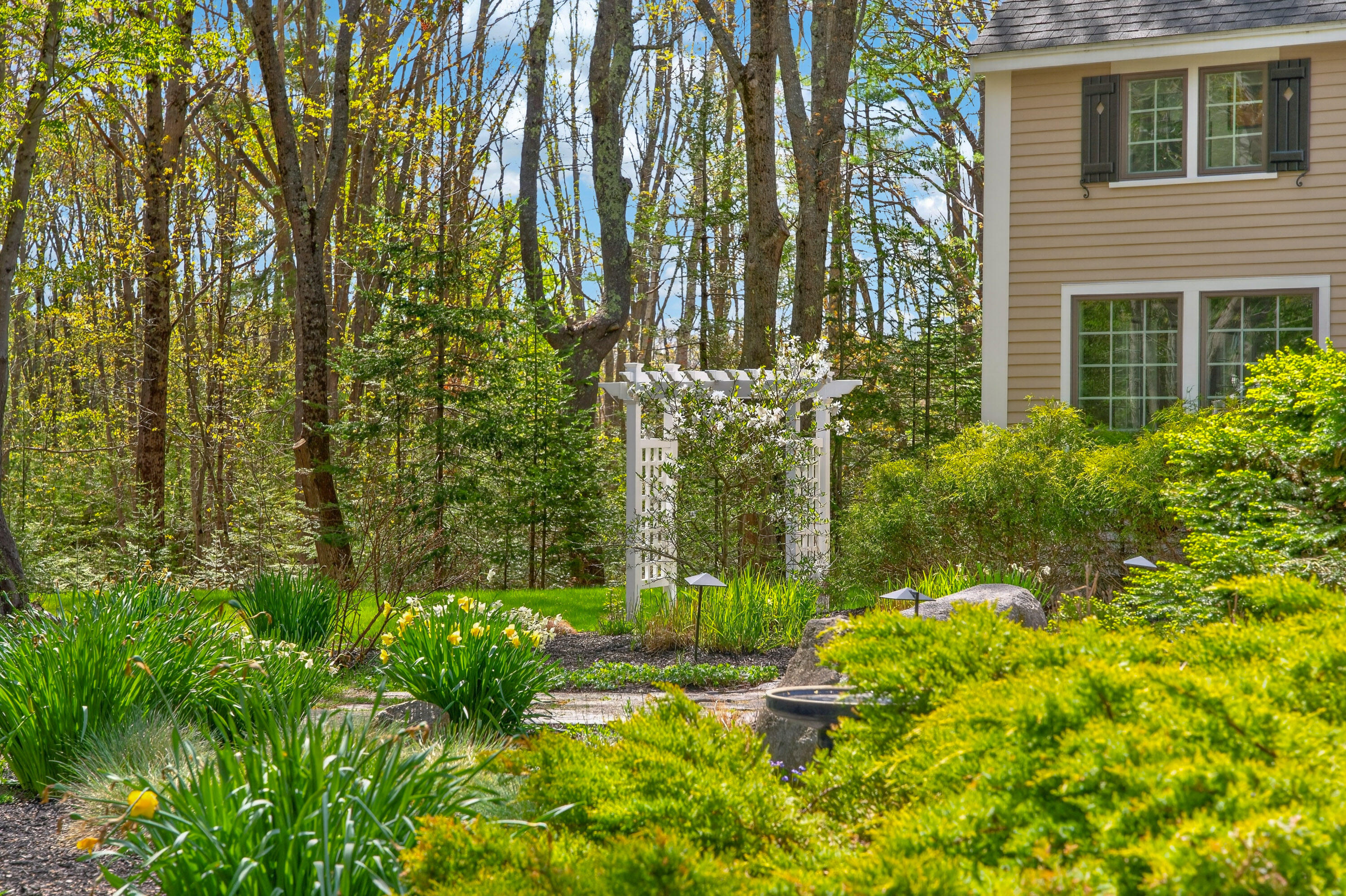 main property photo 41