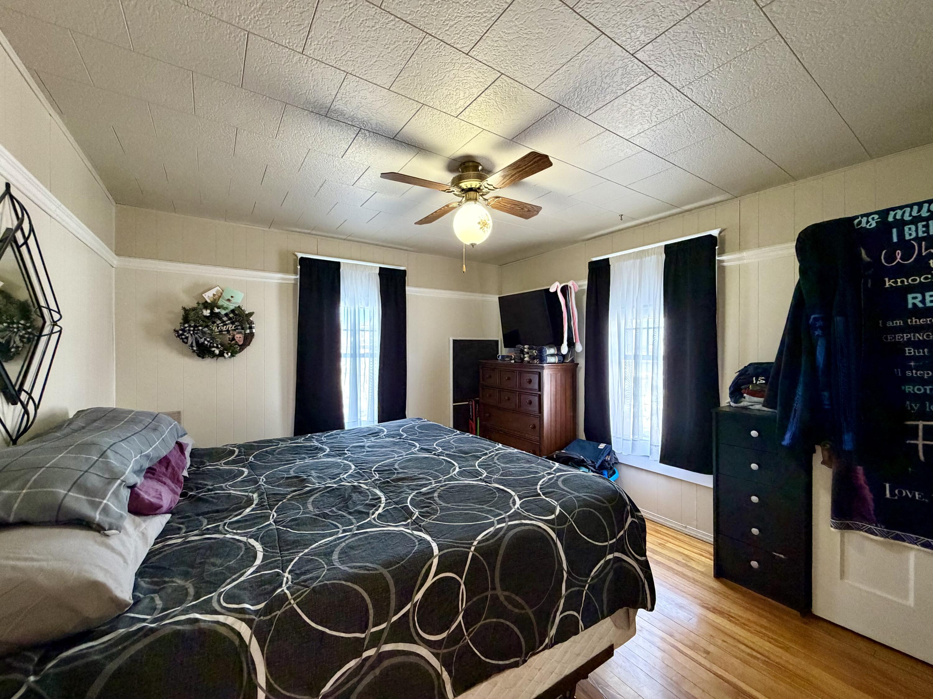 main property photo 41