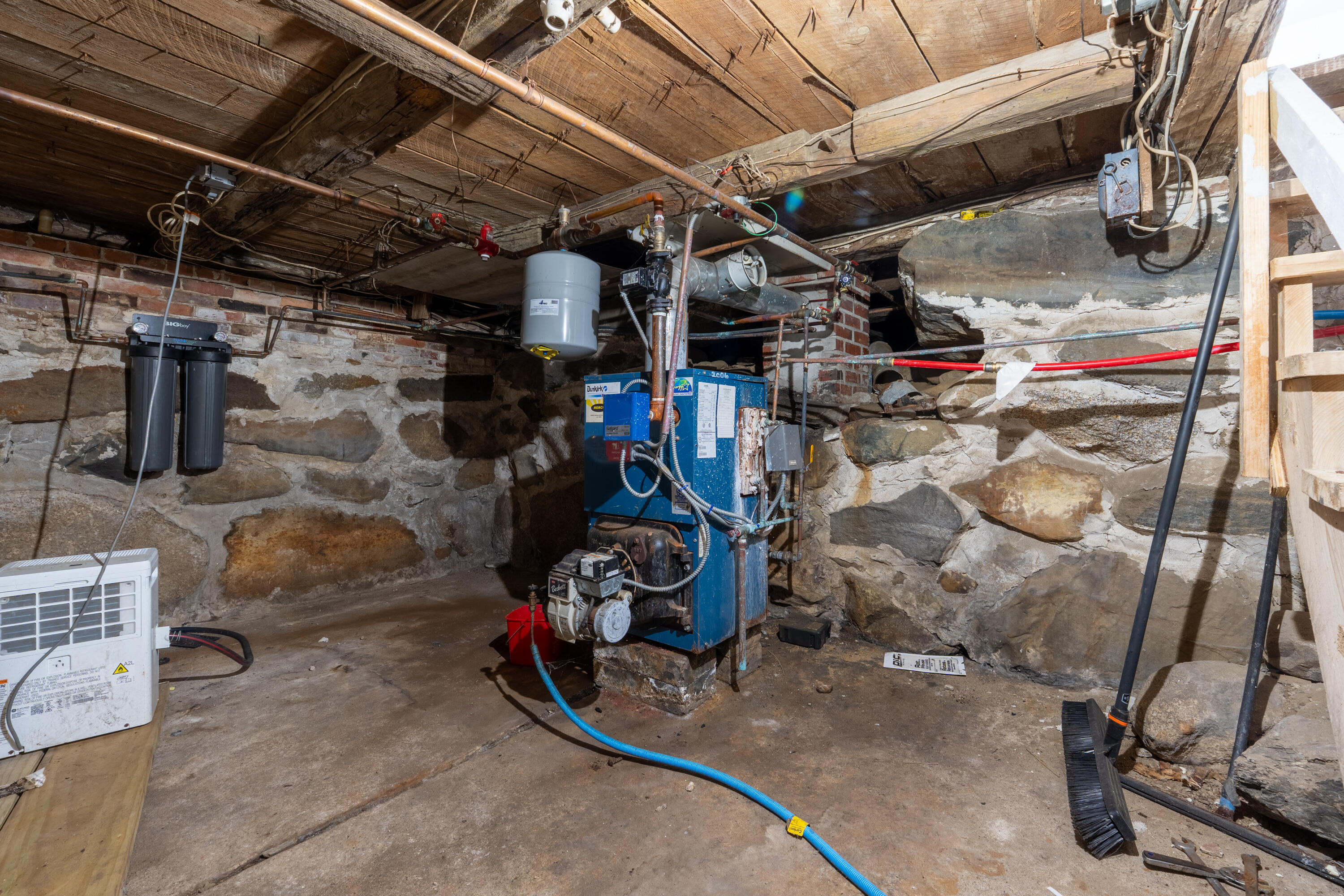 main property photo 43