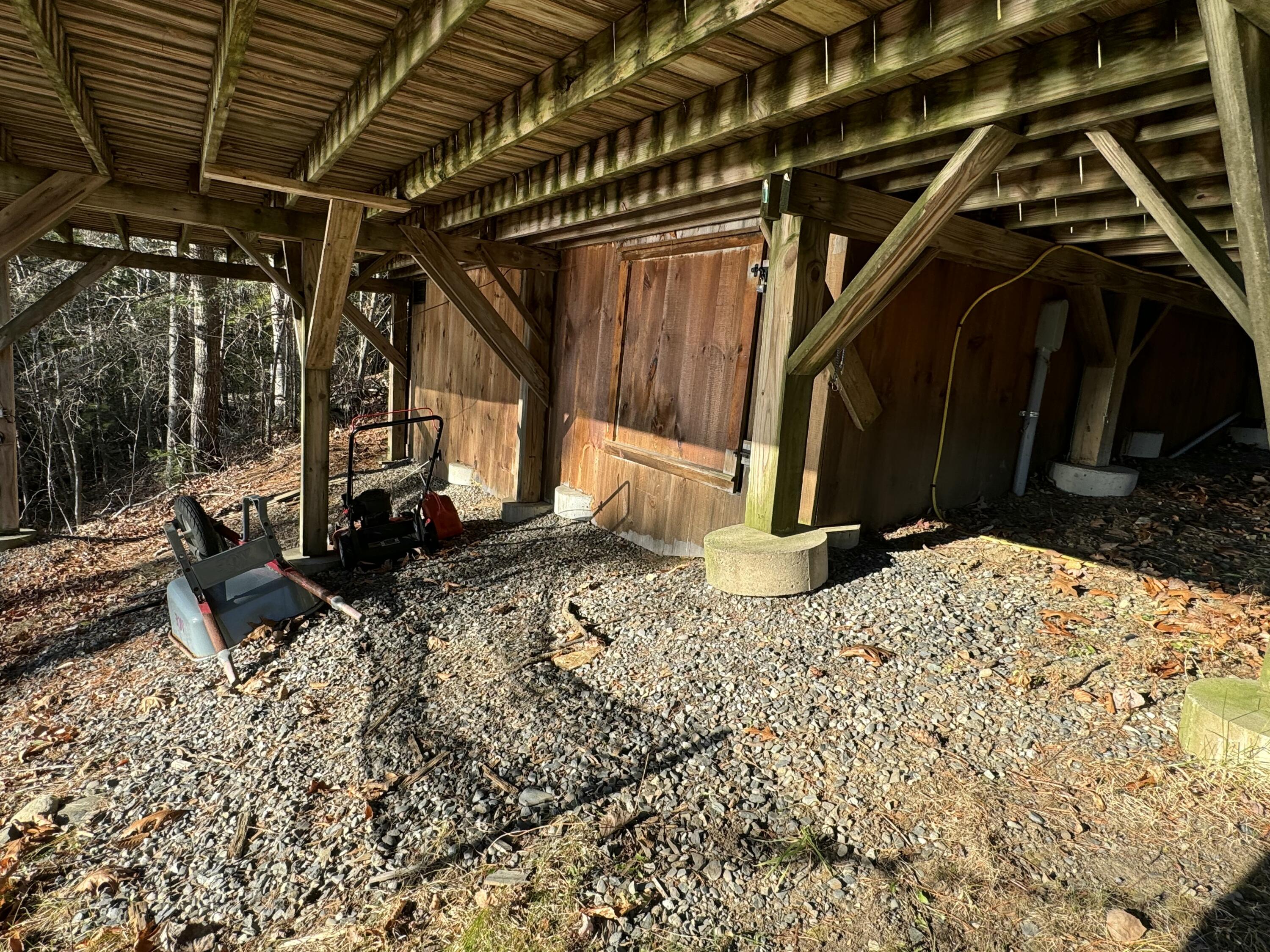 main property photo 44