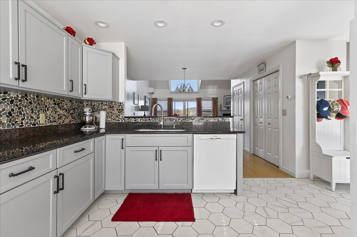 main property photo 110