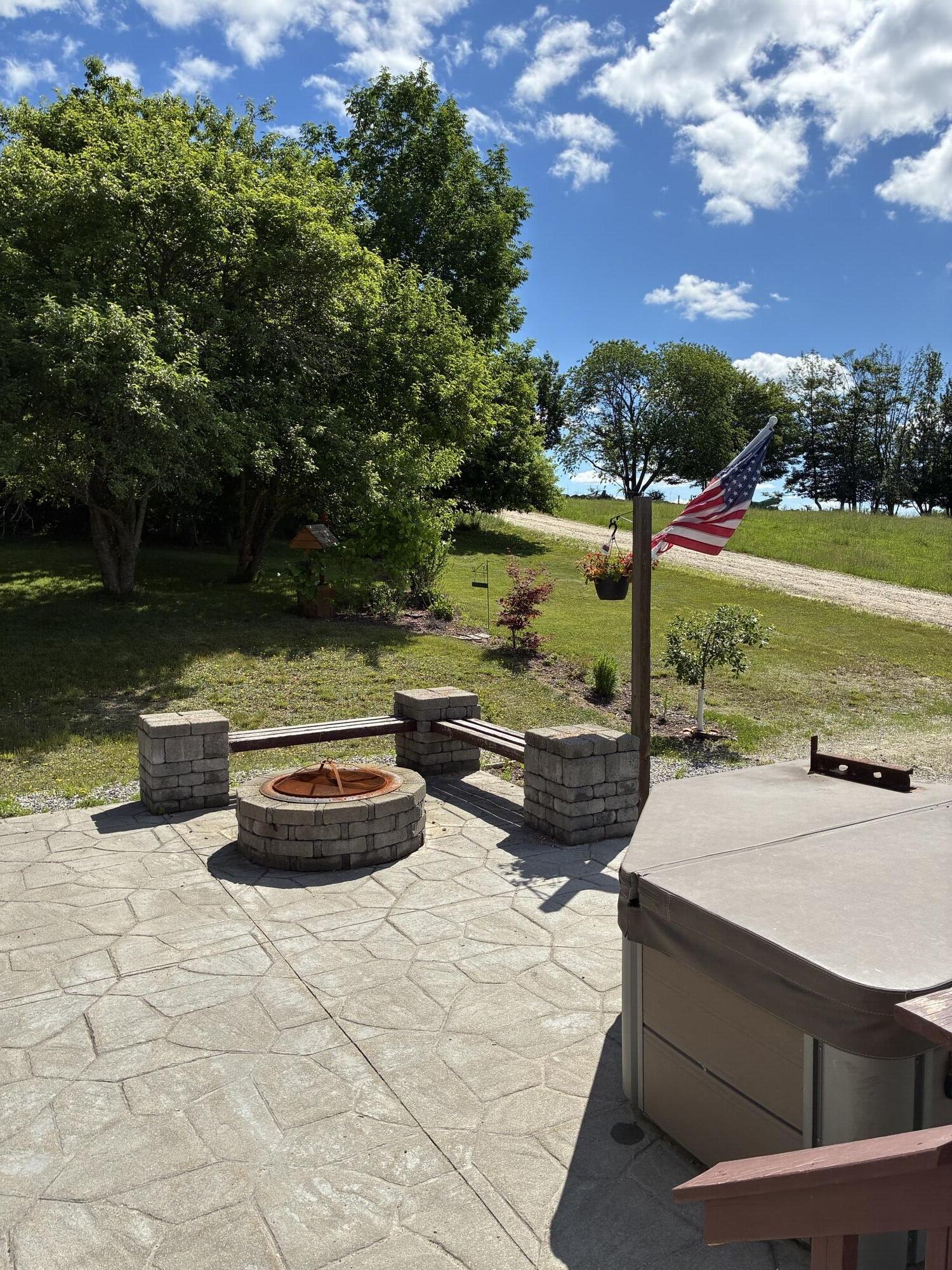 main property photo 15