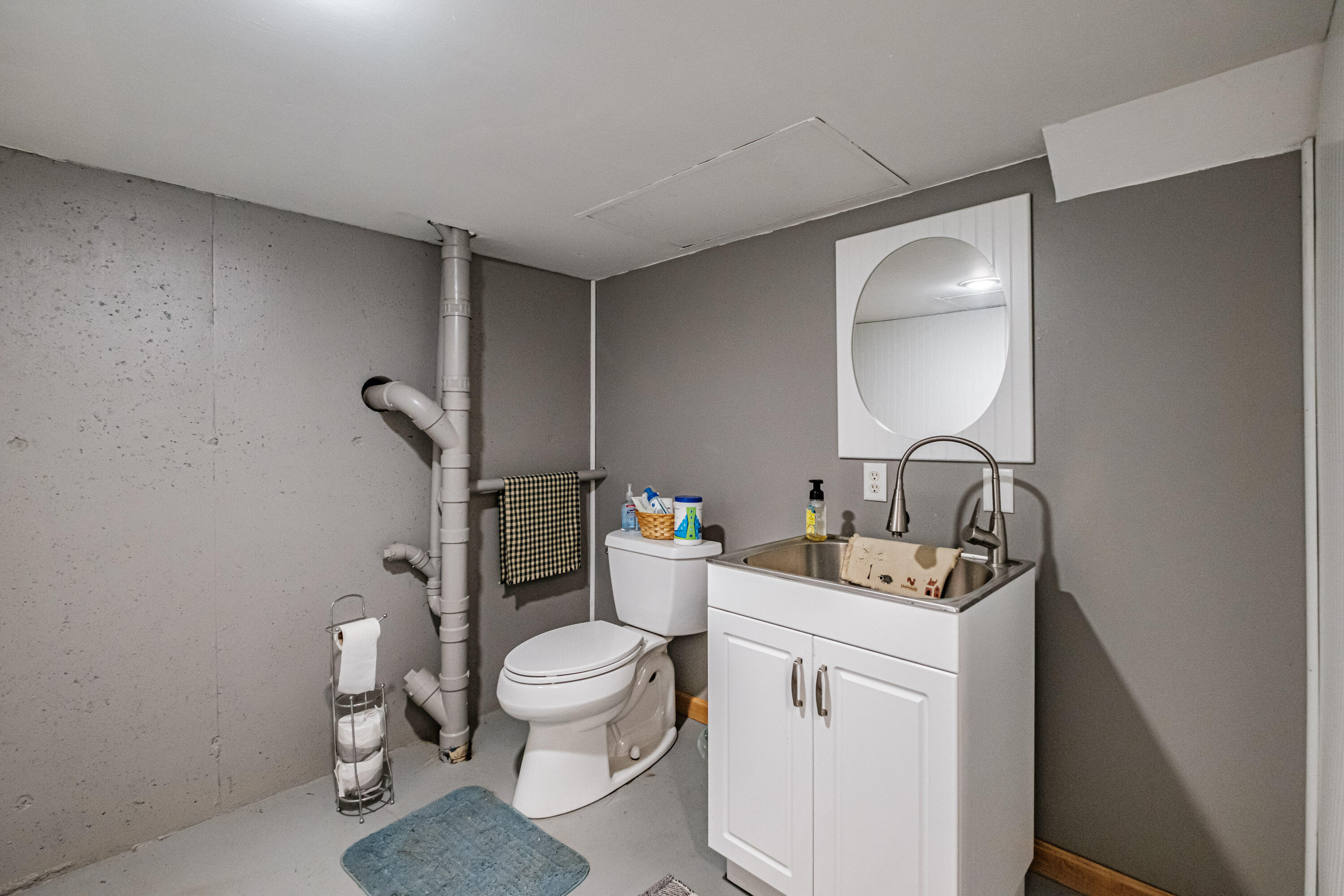 main property photo 54