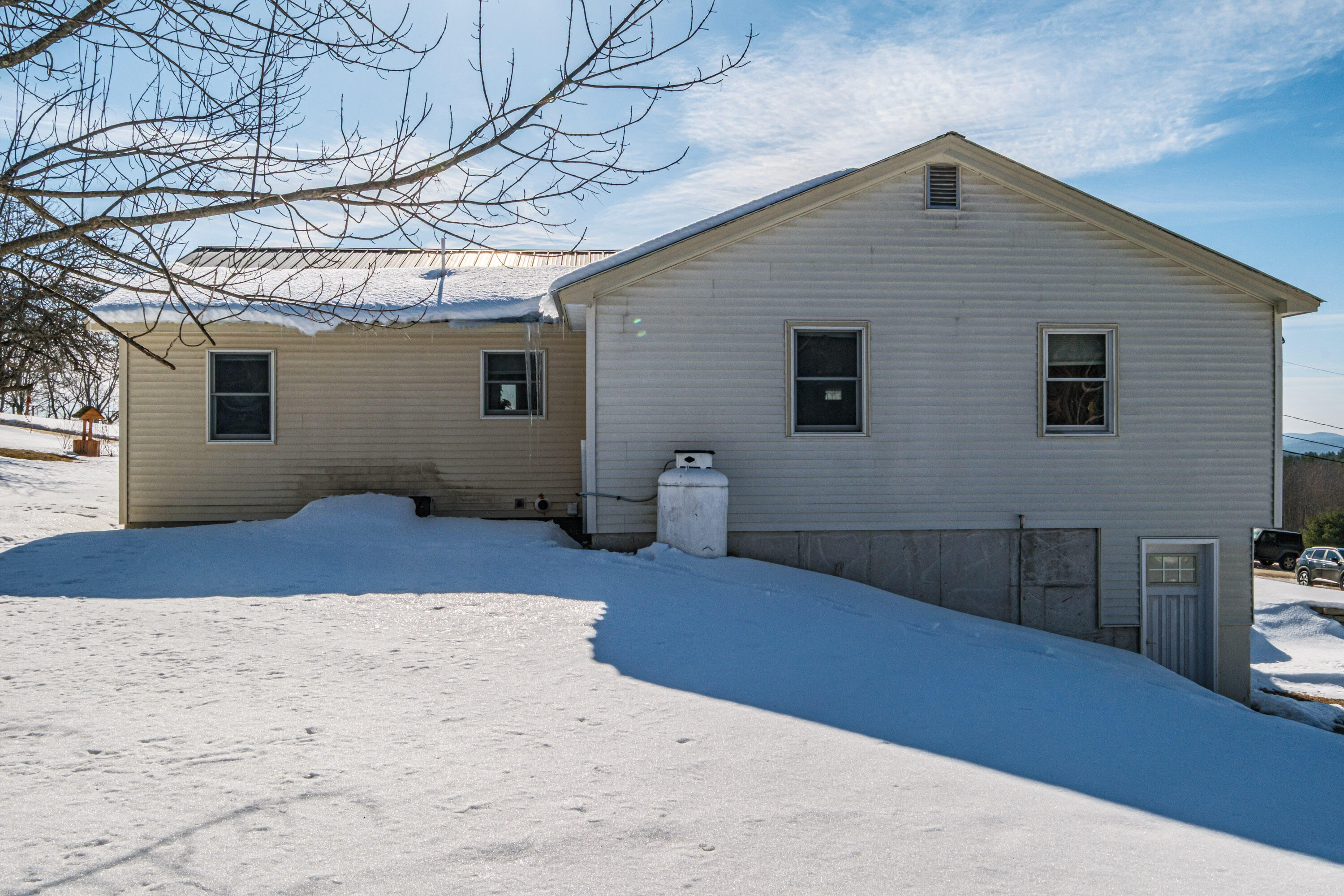 main property photo 70