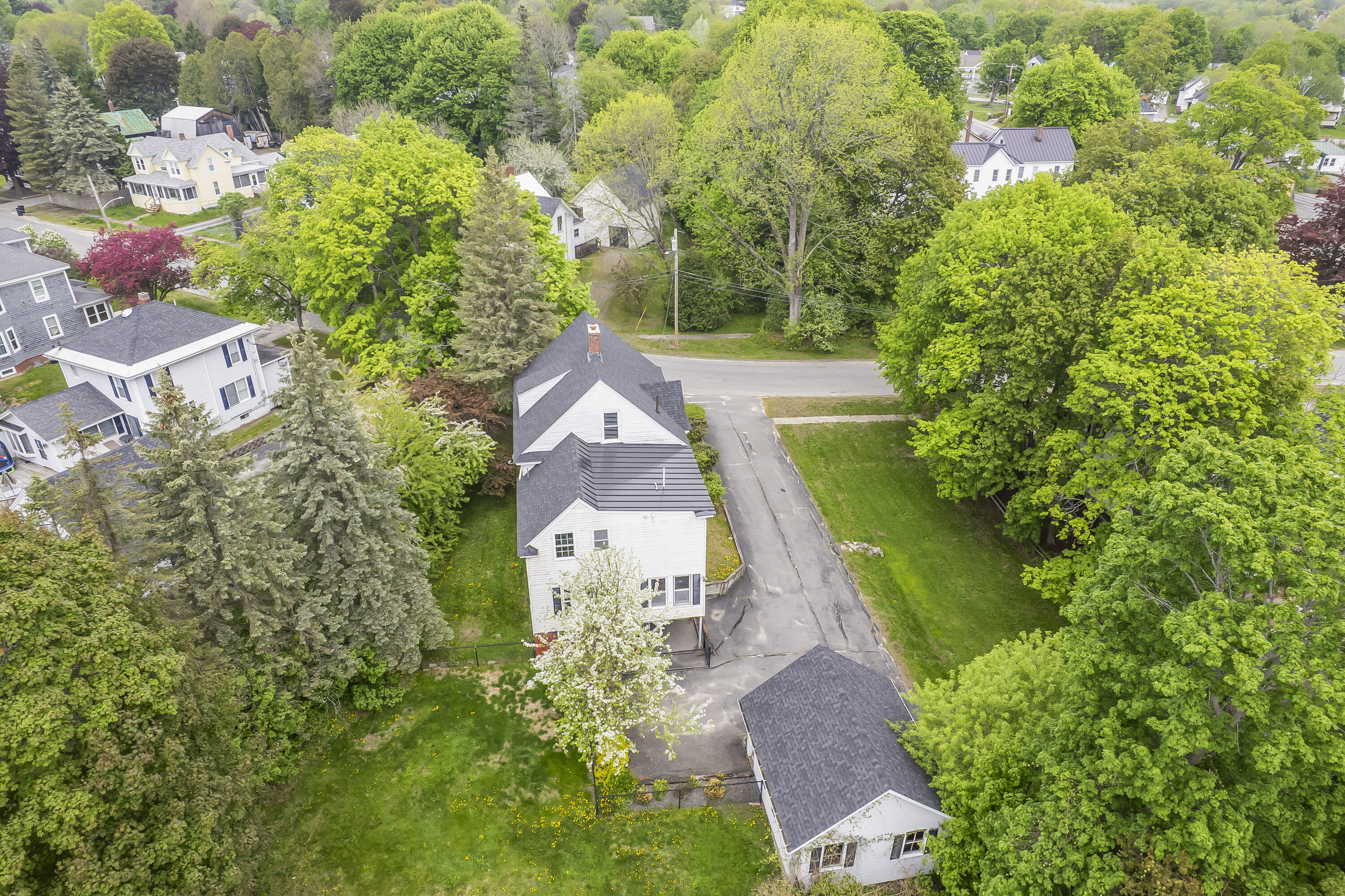 main property photo 67