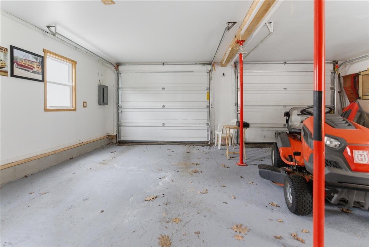main property photo 61