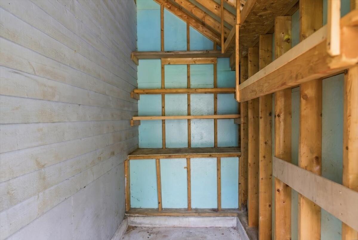main property photo 67