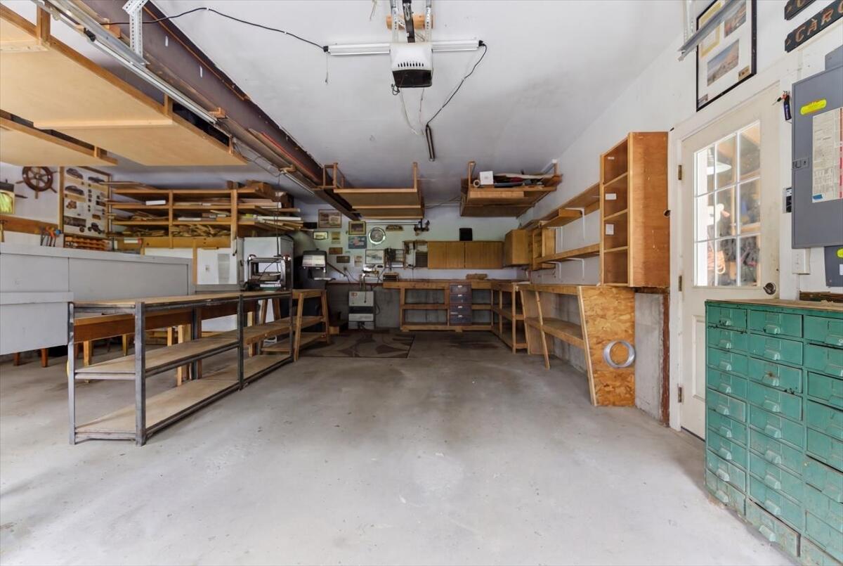 main property photo 70
