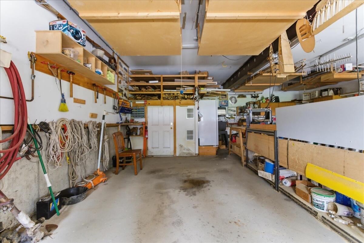 main property photo 75