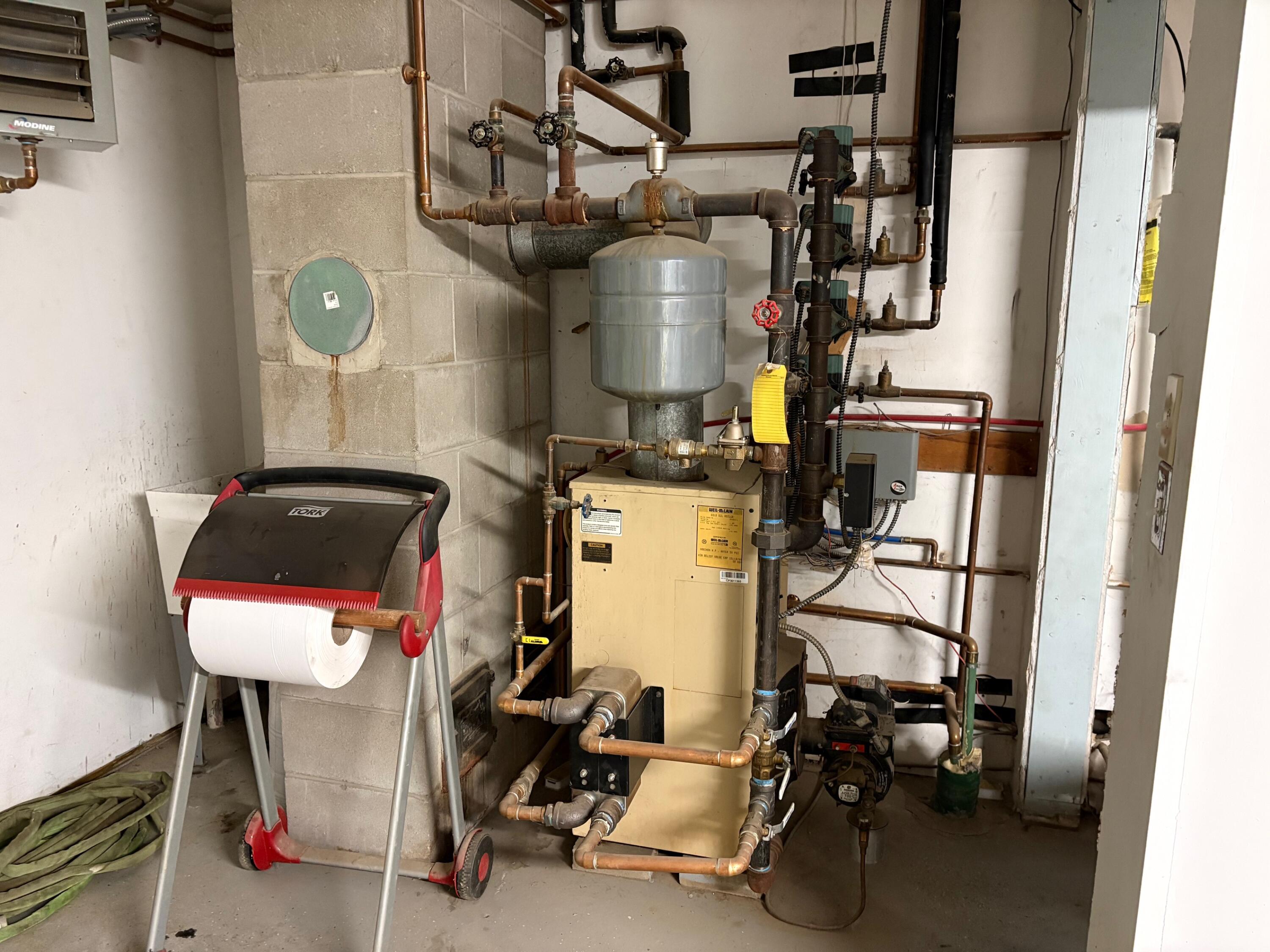 main property photo 32