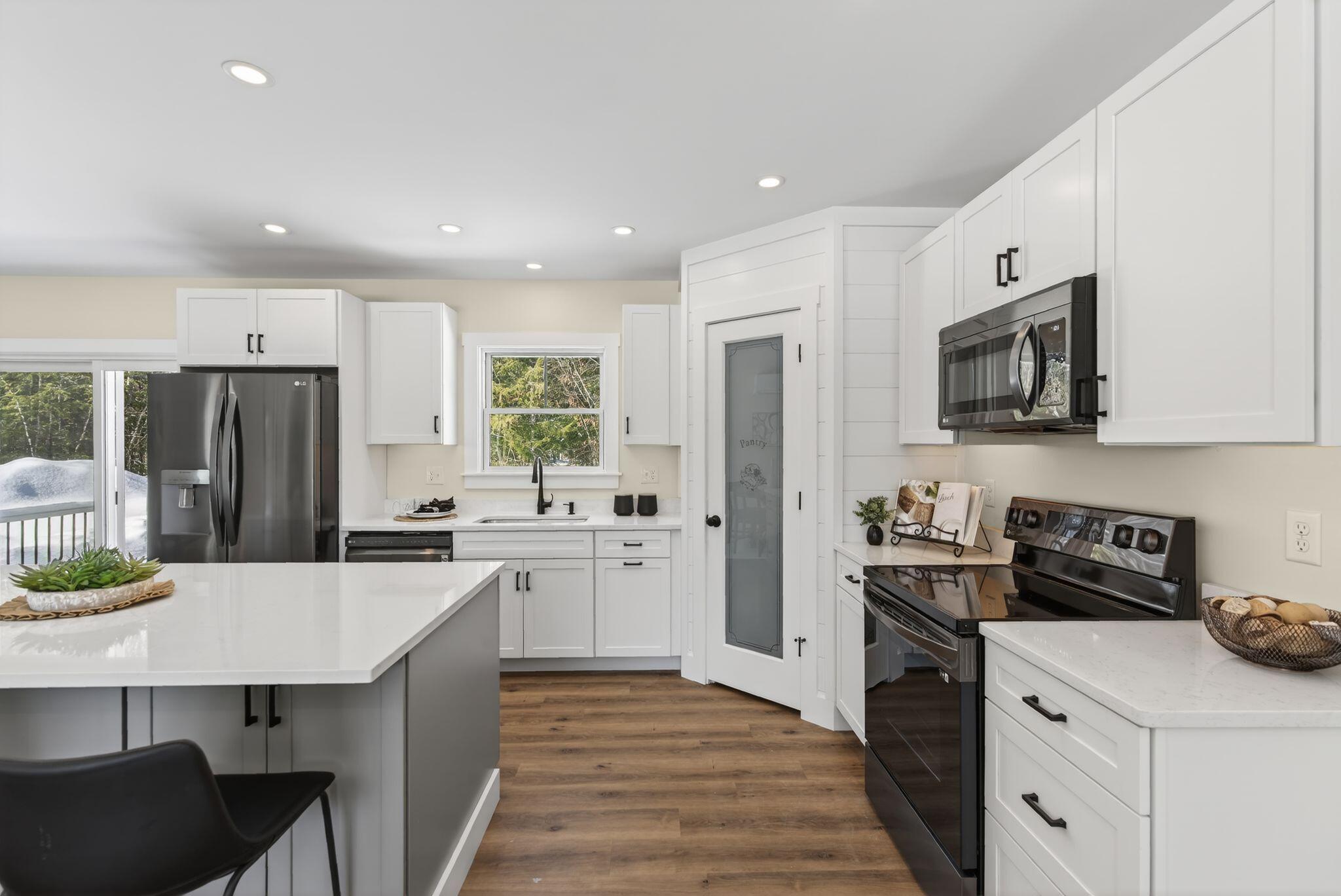 property viewer photo 10