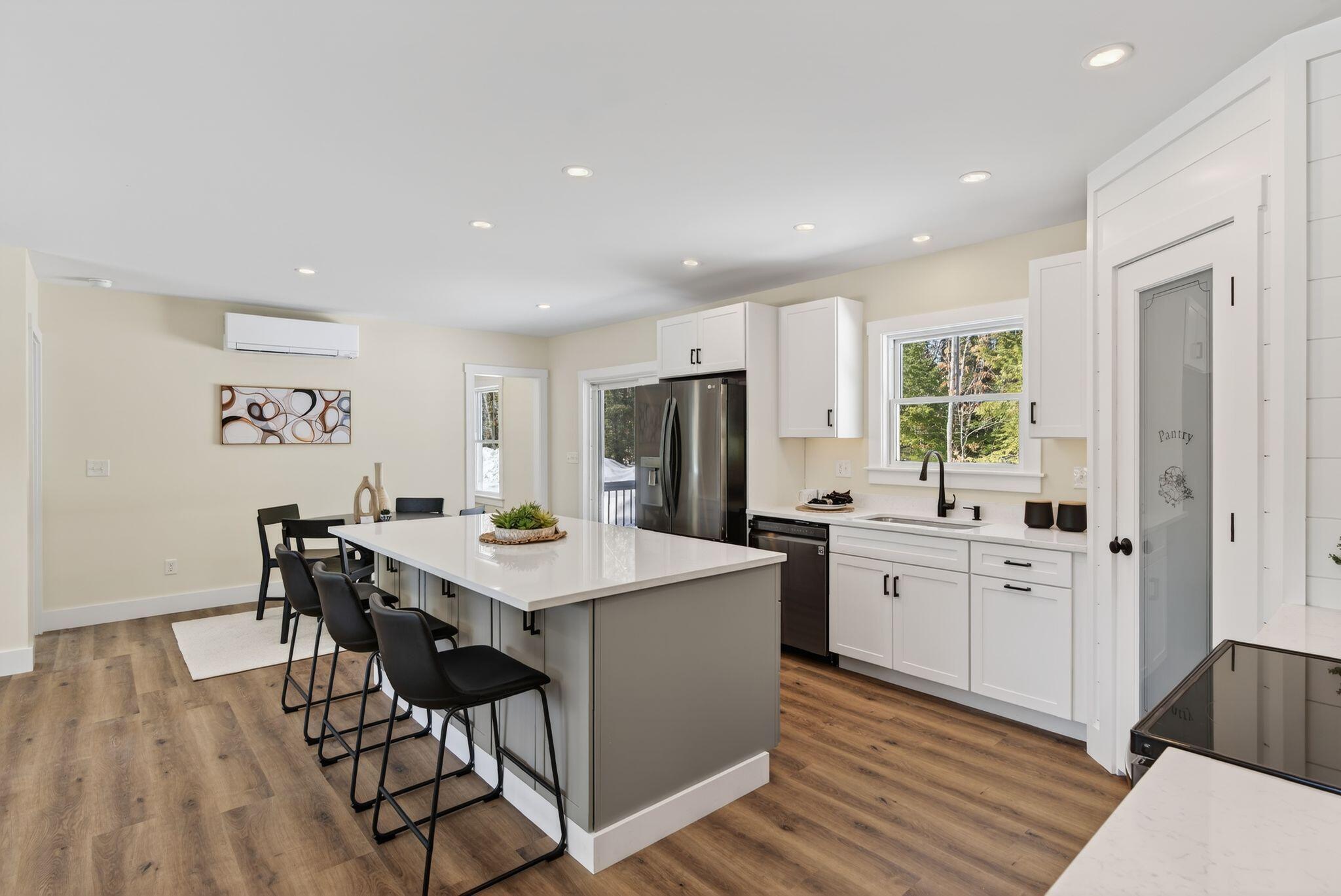 property viewer photo 13