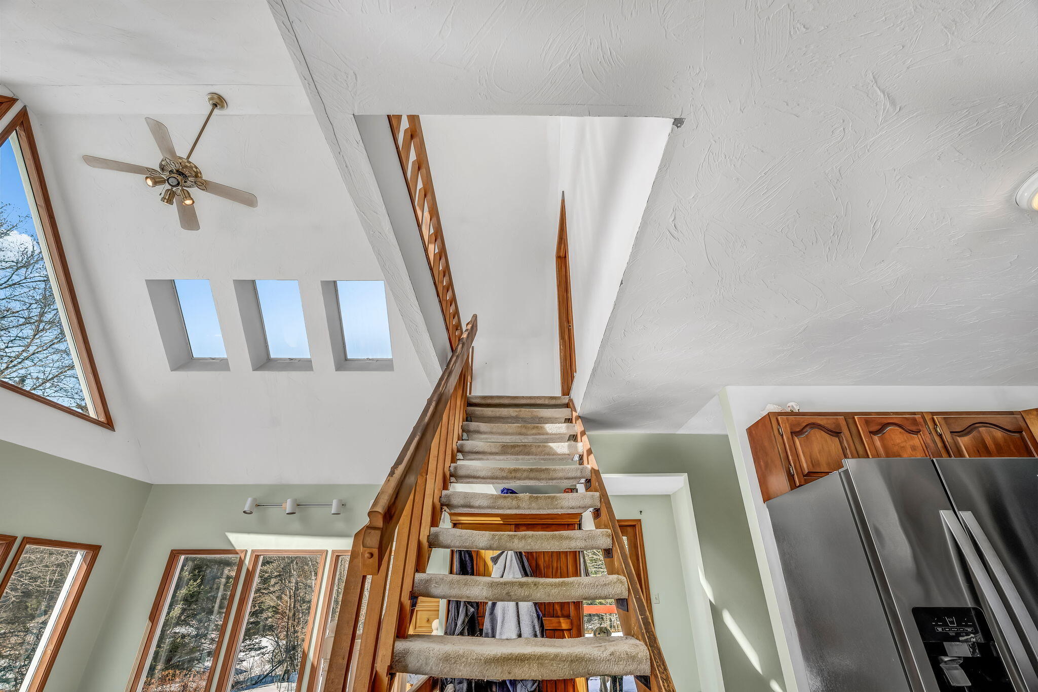 property viewer photo 18