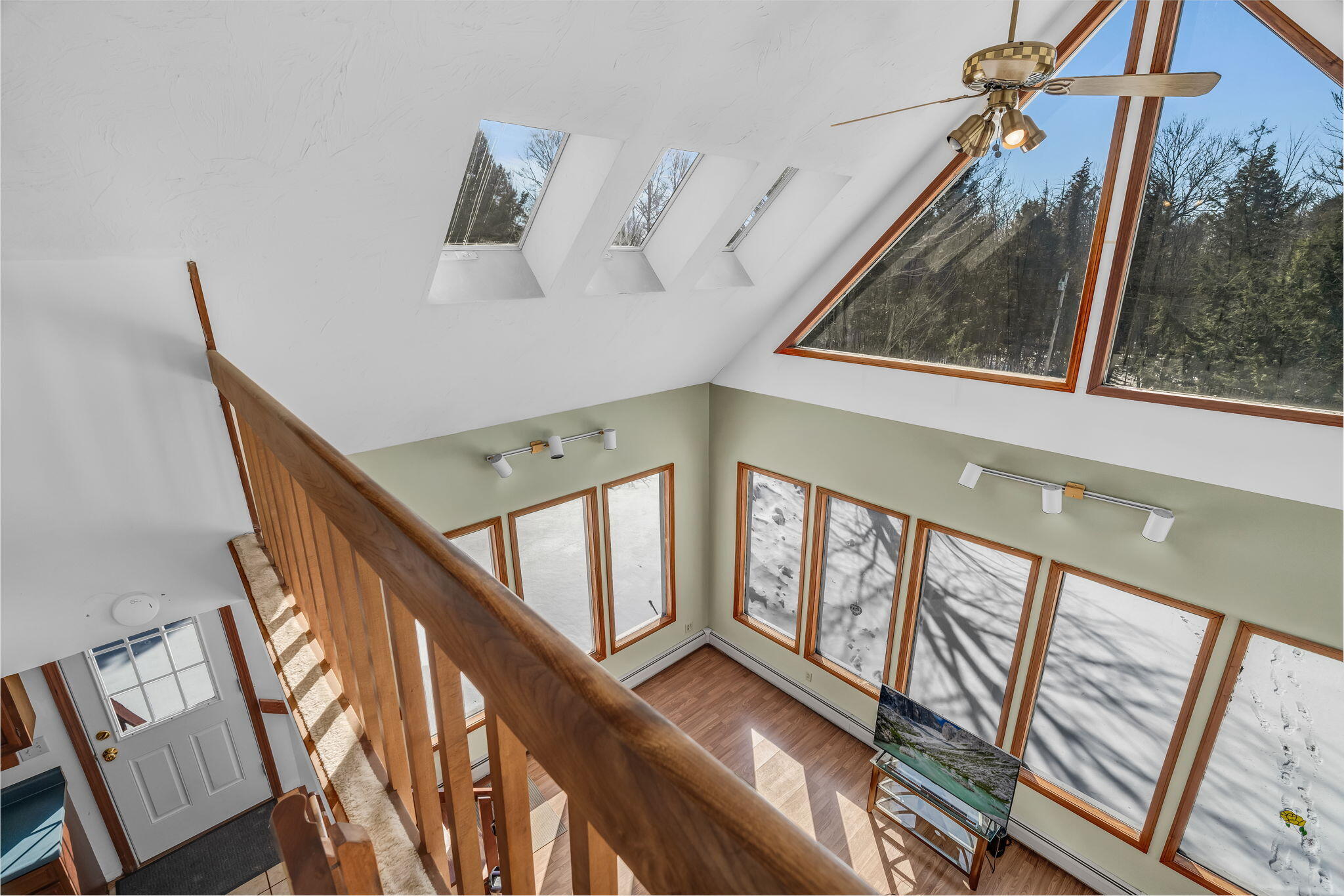 property viewer photo 19