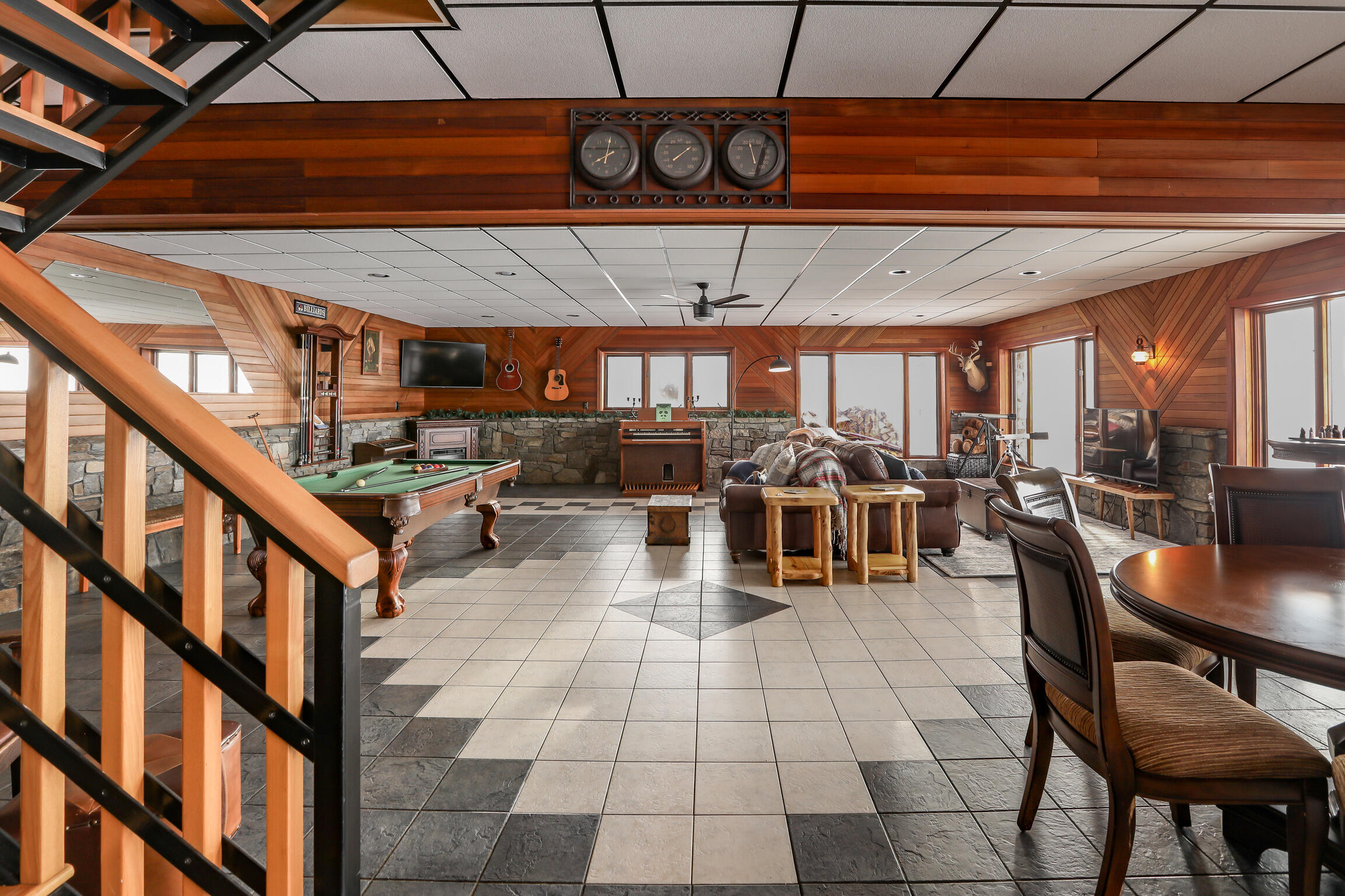 main property photo 61