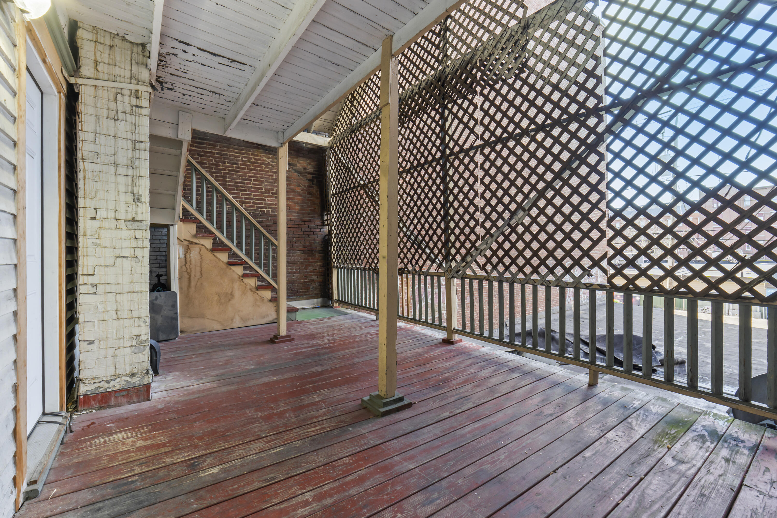 main property photo 36