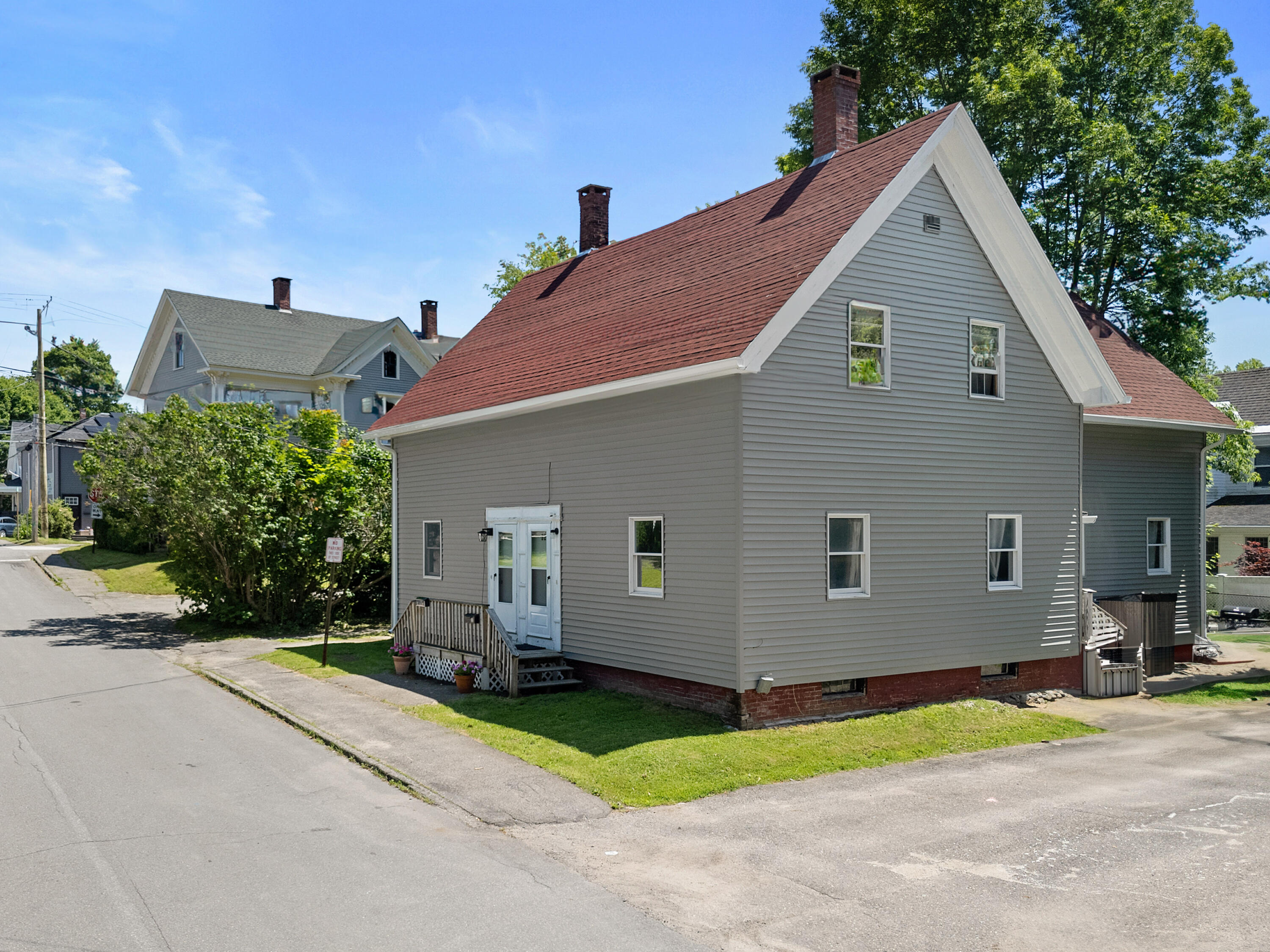 main property photo 1
